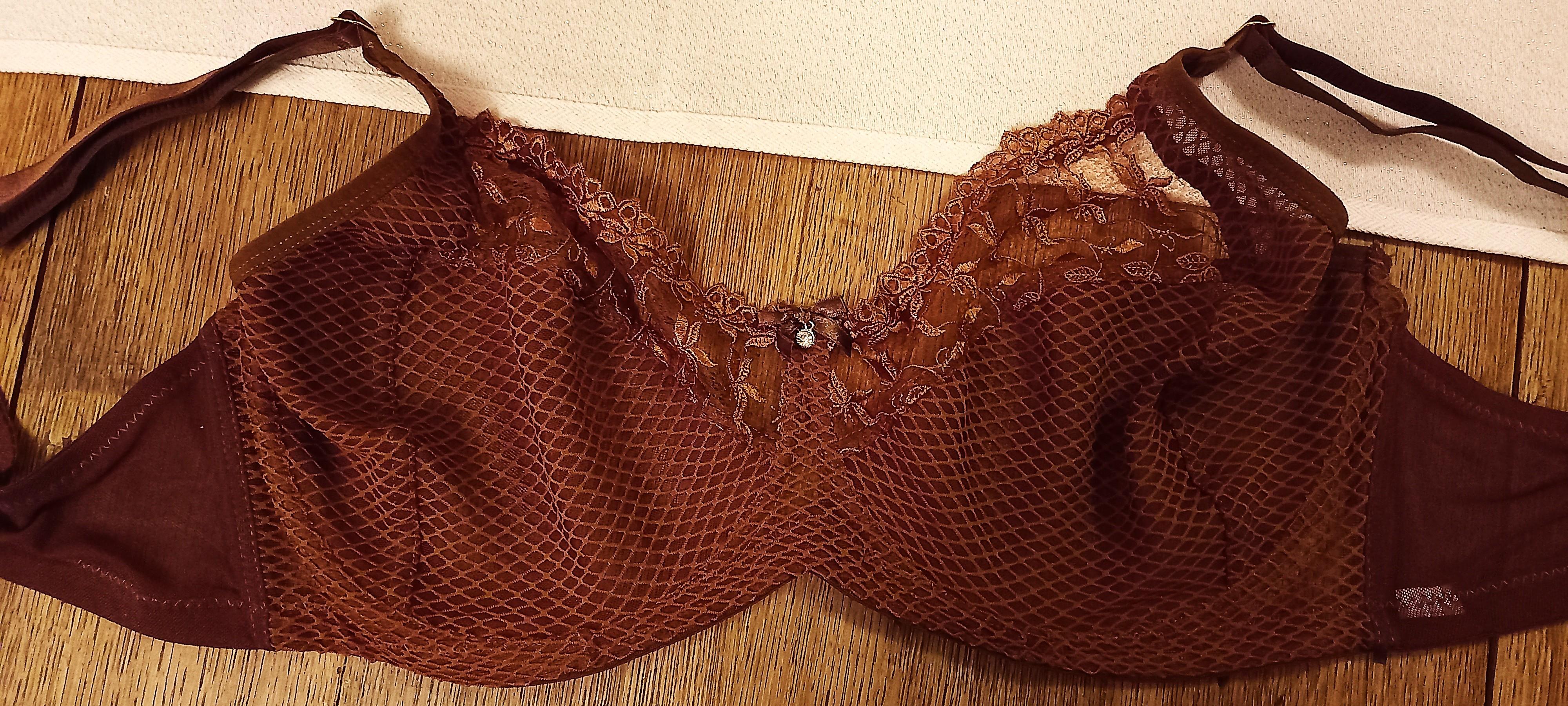 troc de troc soutien-gorge marron. image 1