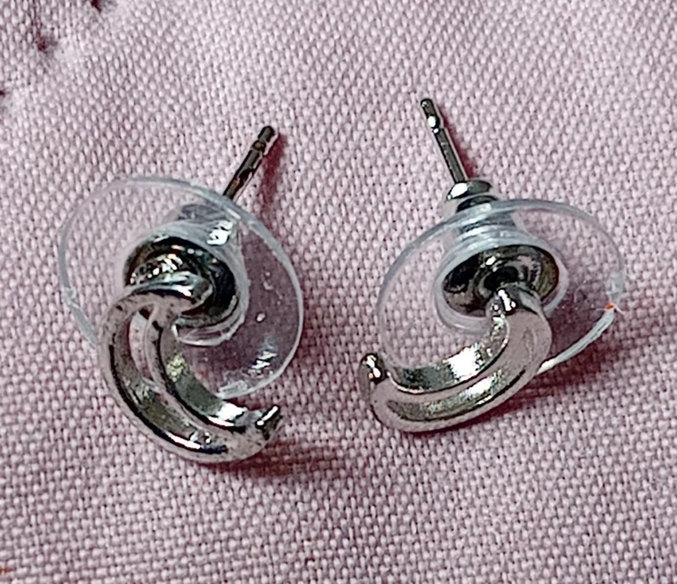 troc de troc boucle d'oreille femme image 1