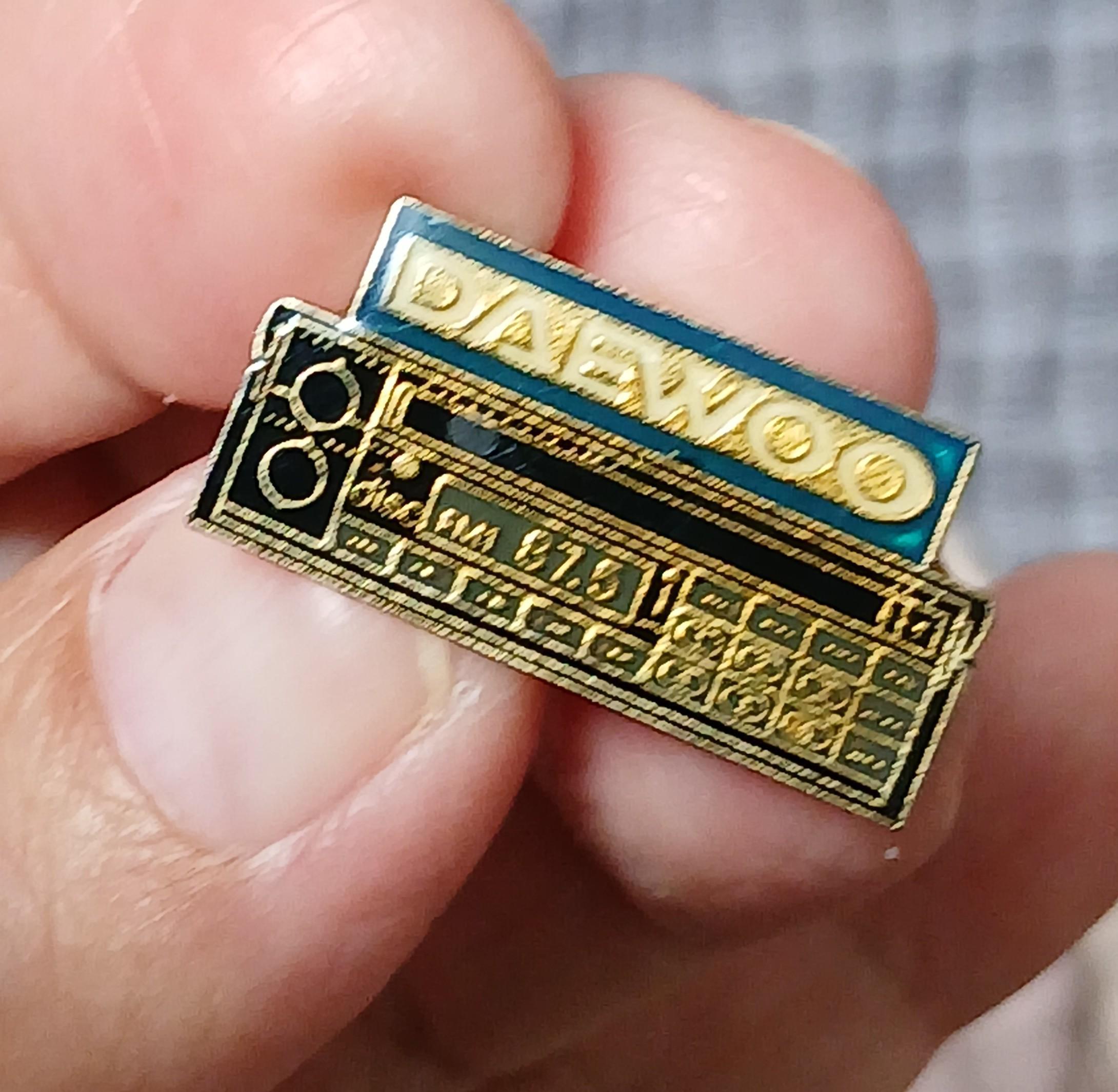 troc de troc un pins ' daewoo ' image 1