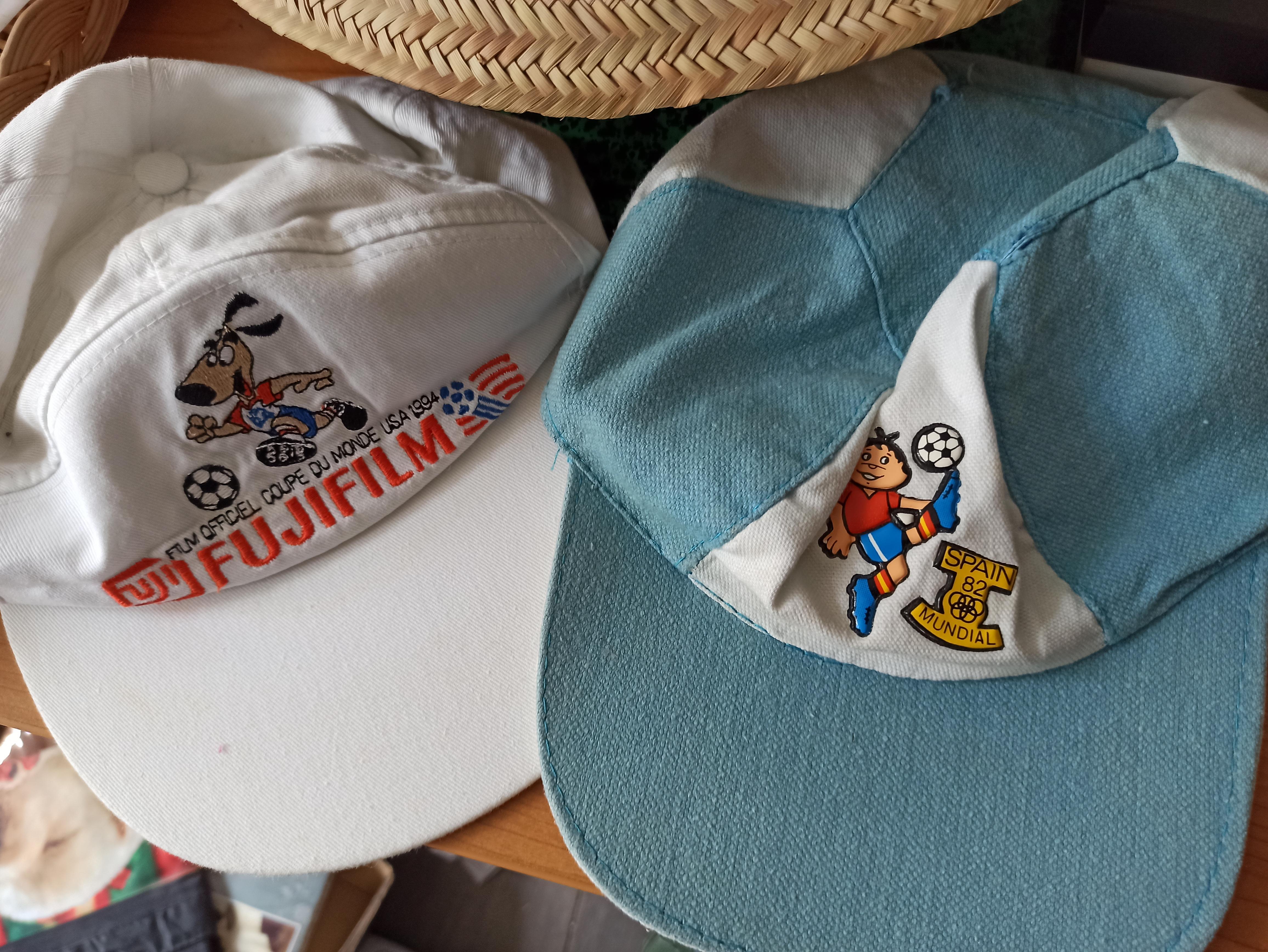 troc de troc foot de casquette vintage foot image 0