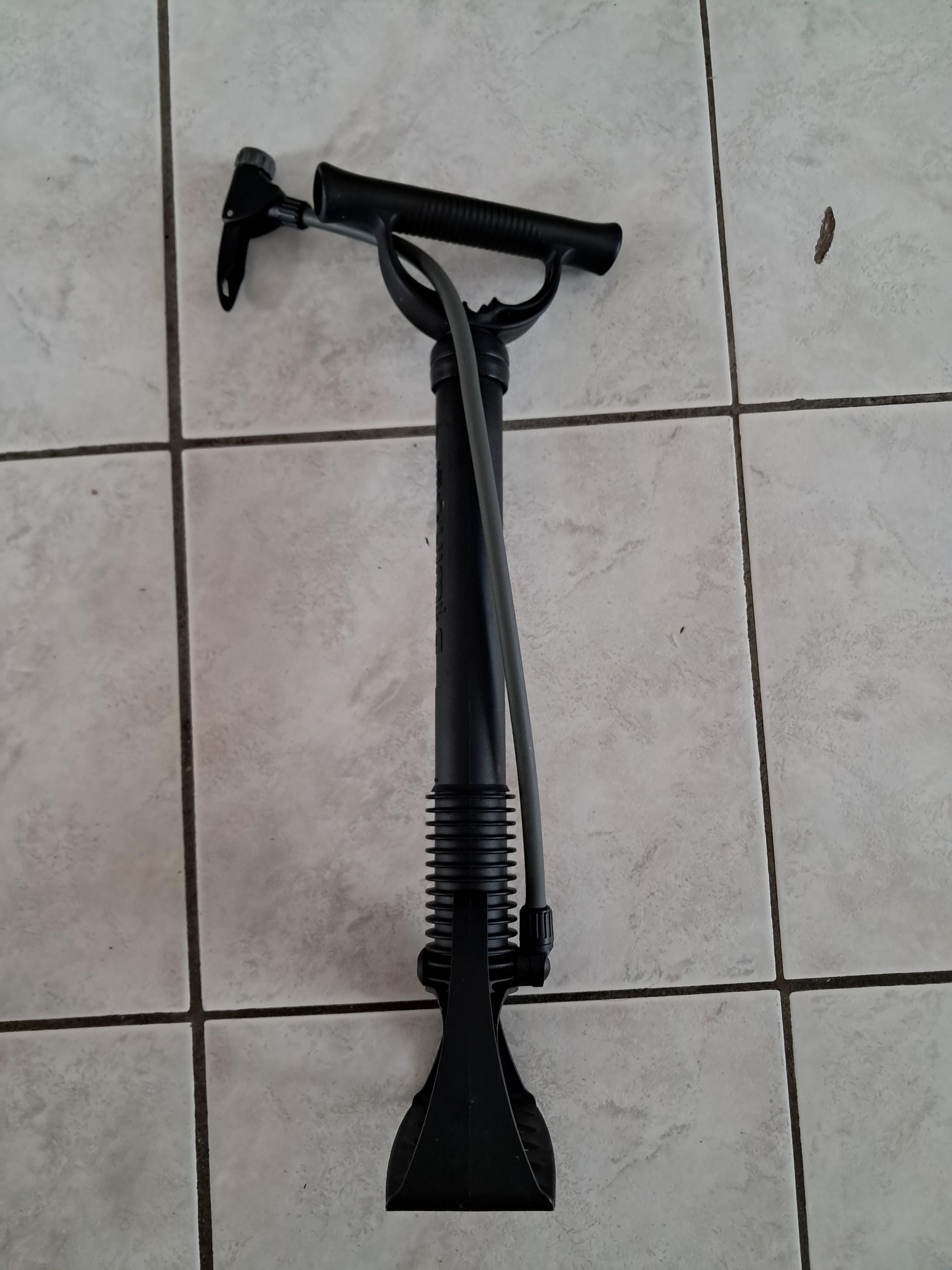 troc de troc pompe à pied pour vélo n2 flp 1000 neuve image 1