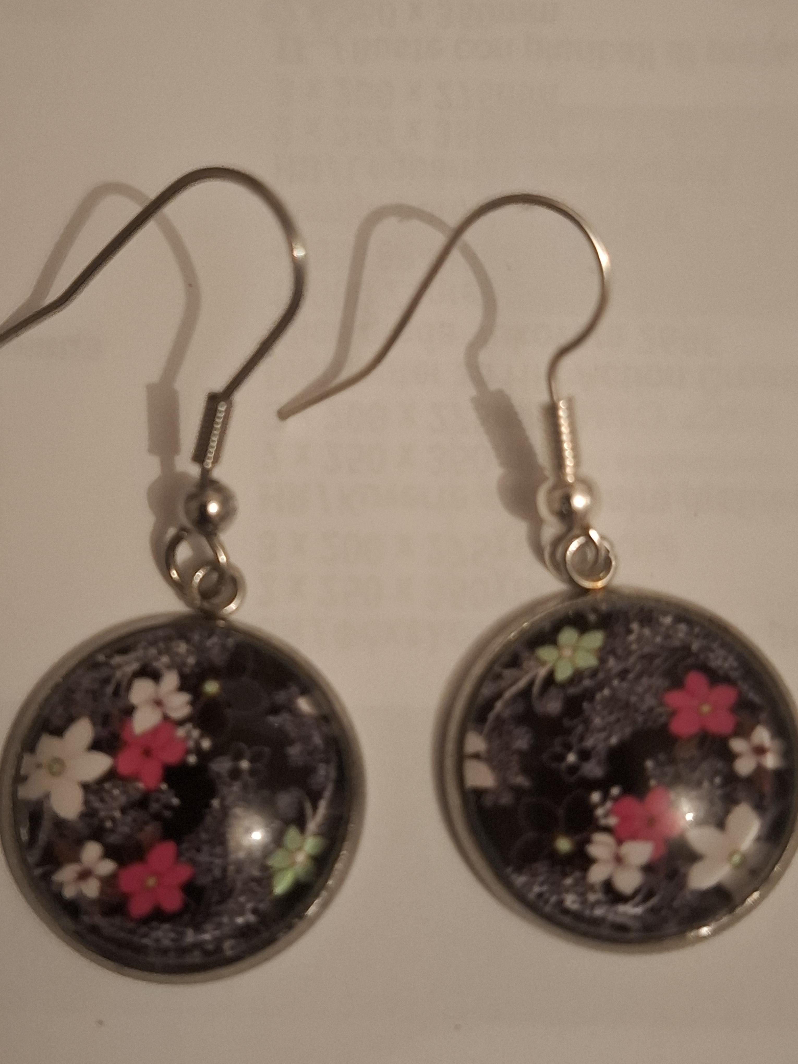 troc de troc boucles d'oreilles image 0