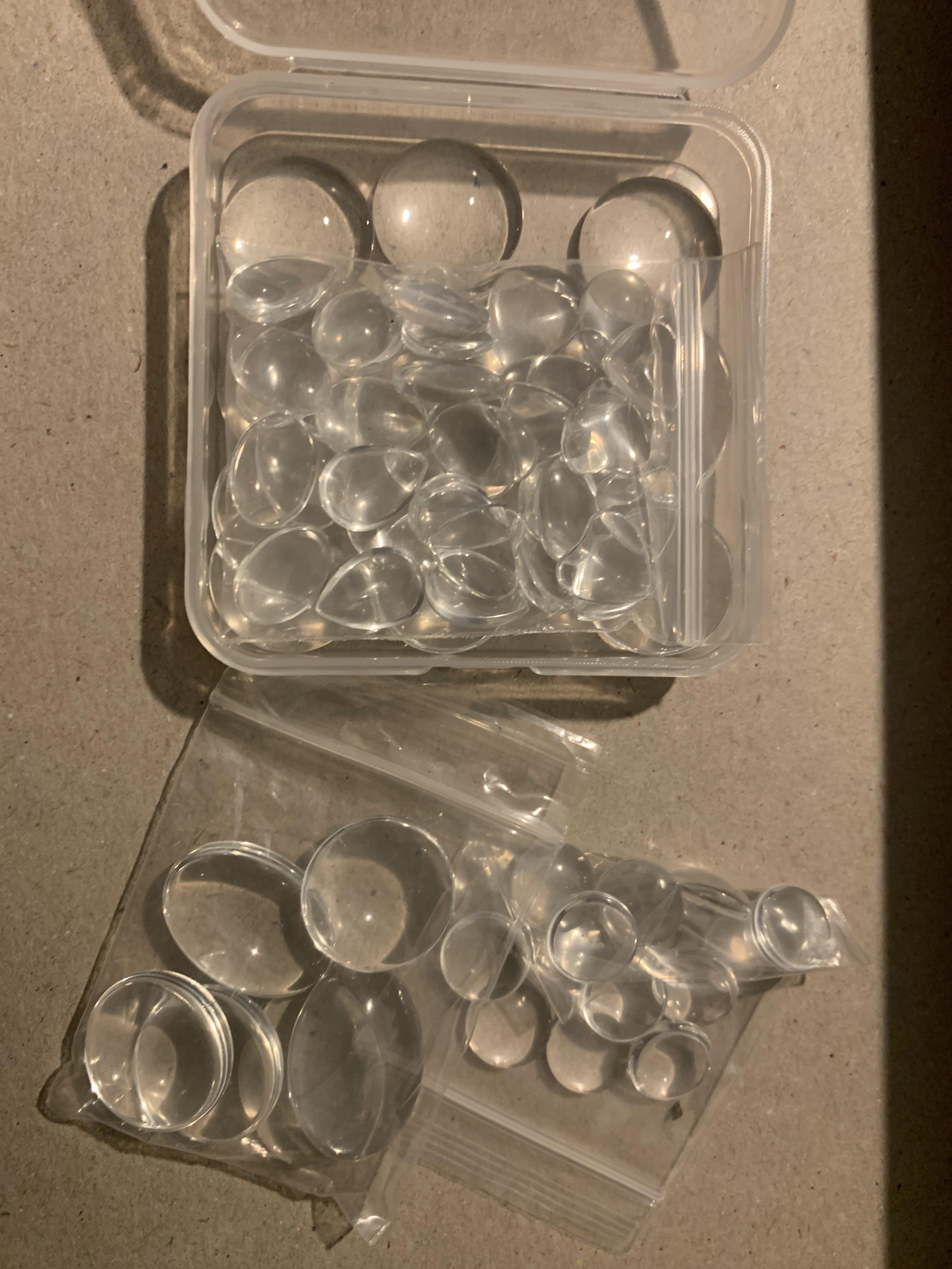 troc de troc divers cabochons de toute taille transparent image 0