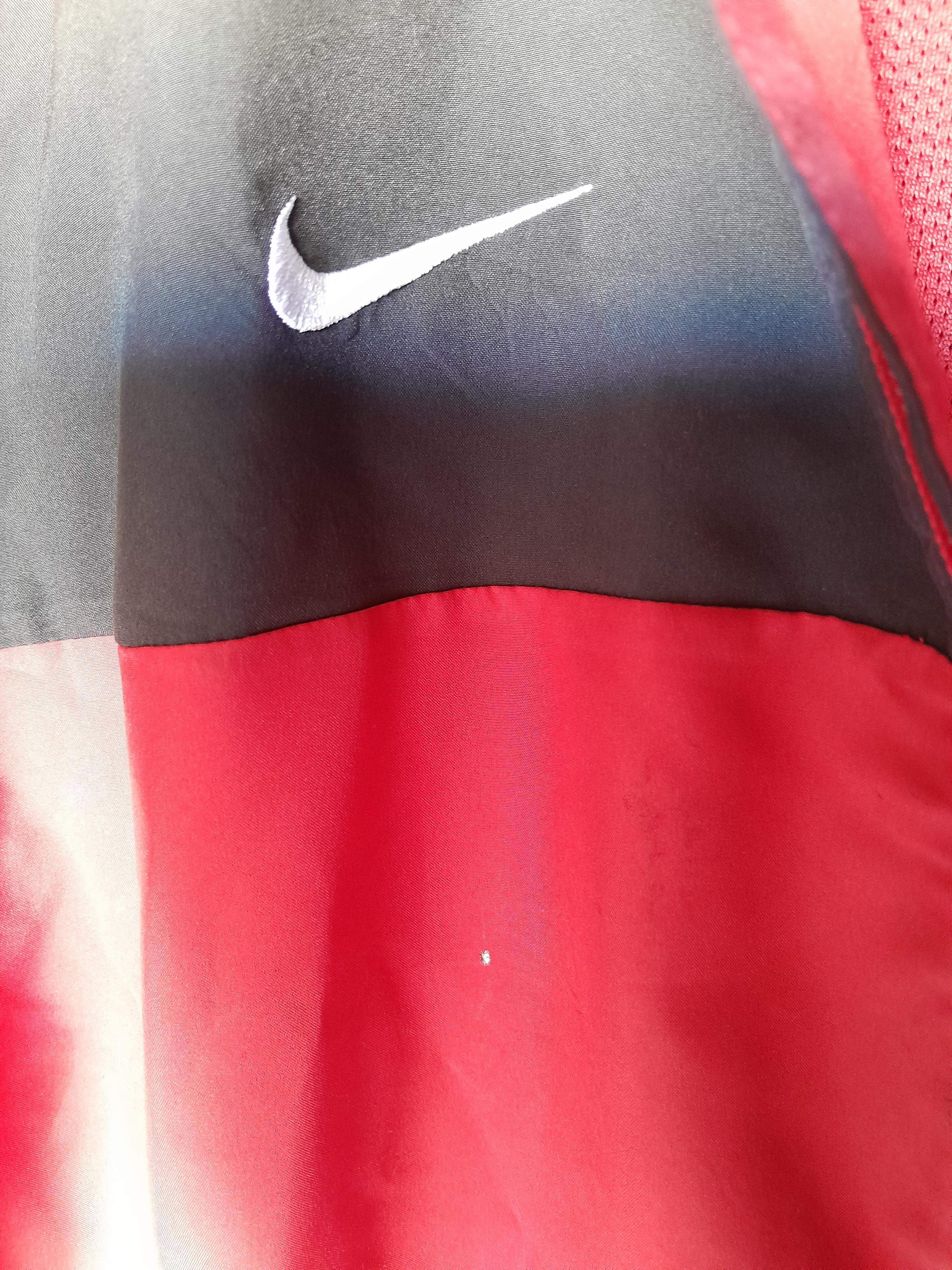 troc de troc veste nike  homme avec défaut taille xl image 2