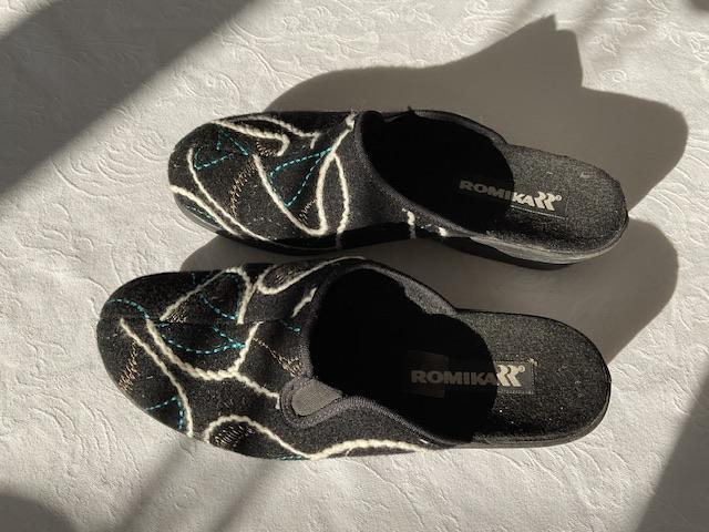 troc de troc chaussons romika image 0
