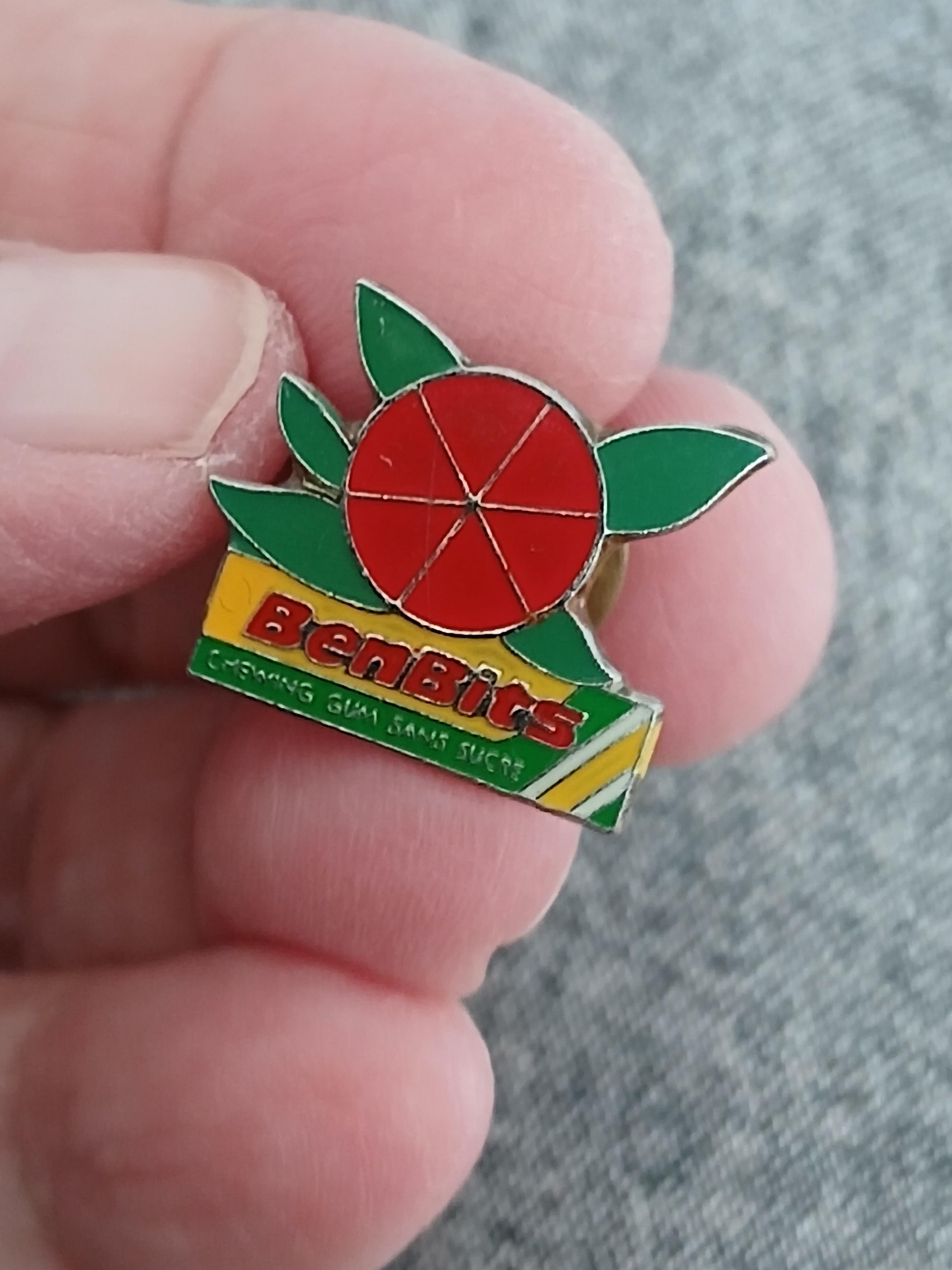 troc de troc un pins image 0