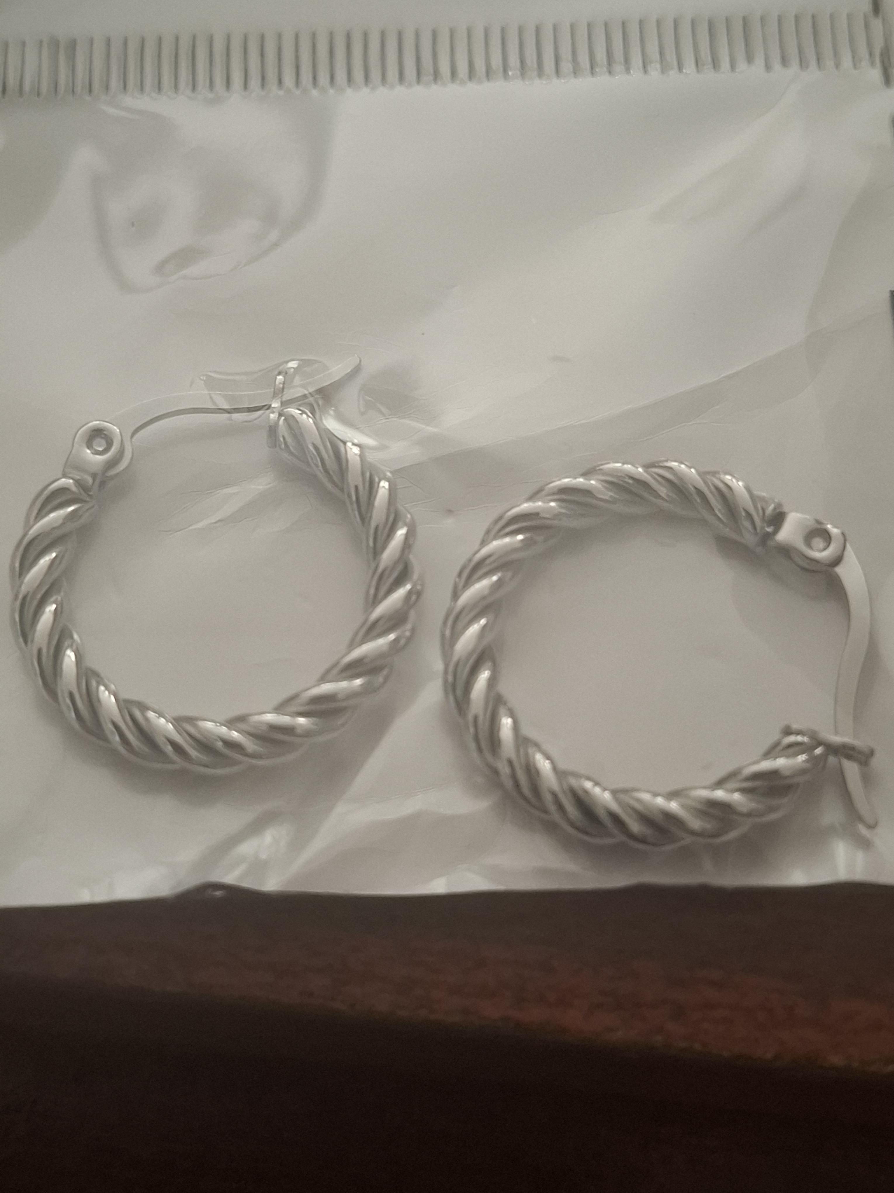 troc de troc boucles d'oreilles image 0