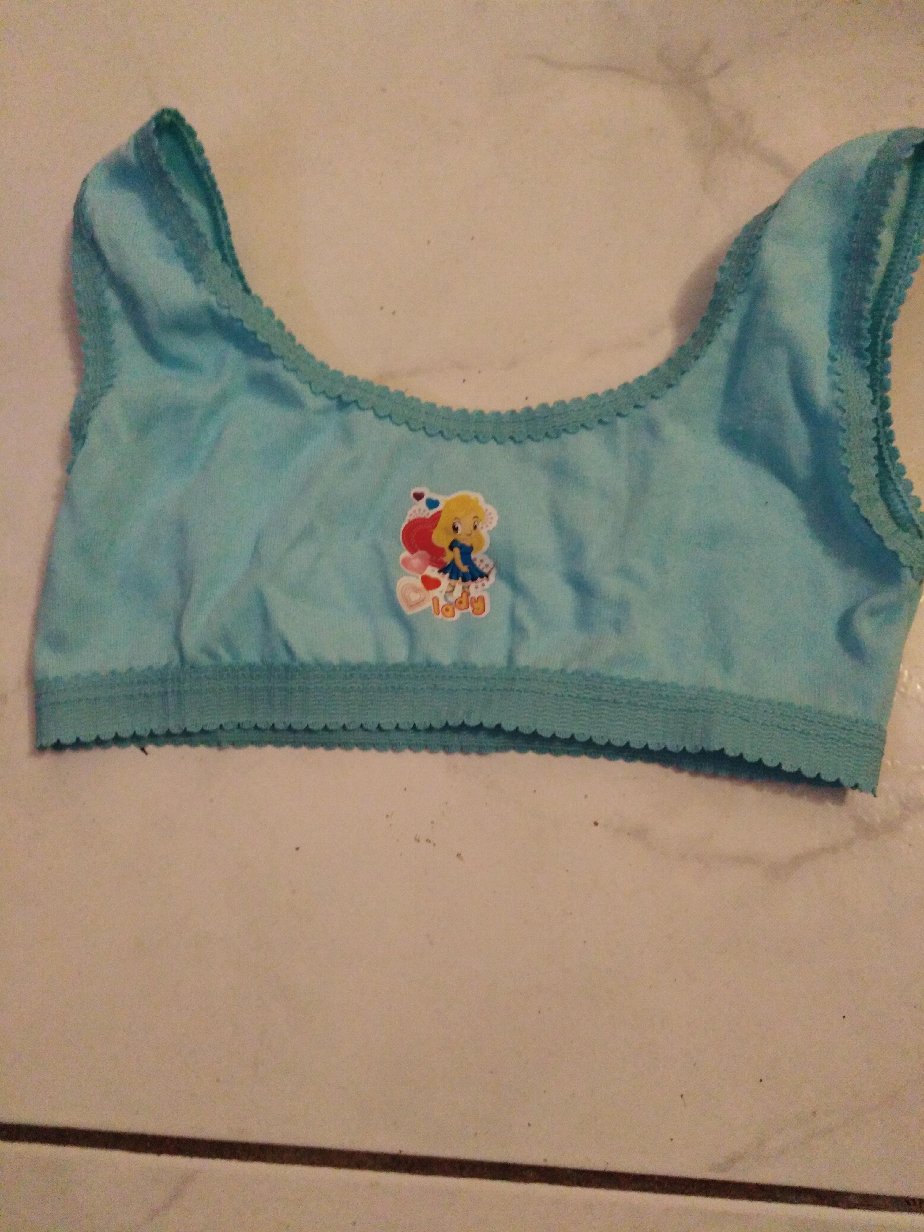 troc de troc brassière 2/4 ans image 0