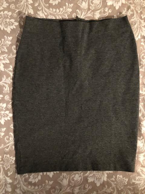 troc de troc jupe grise taille 2 promod image 0