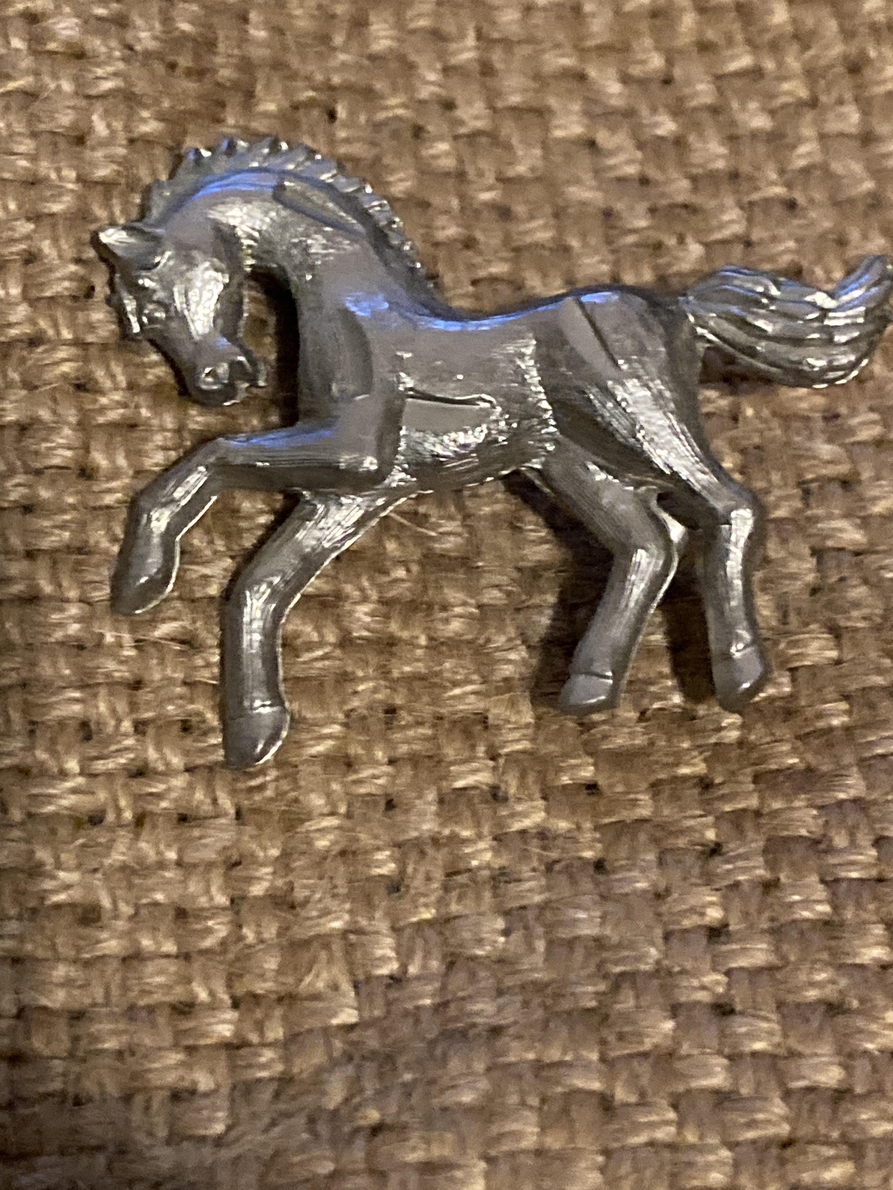 troc de troc réservé broche poulain image 0