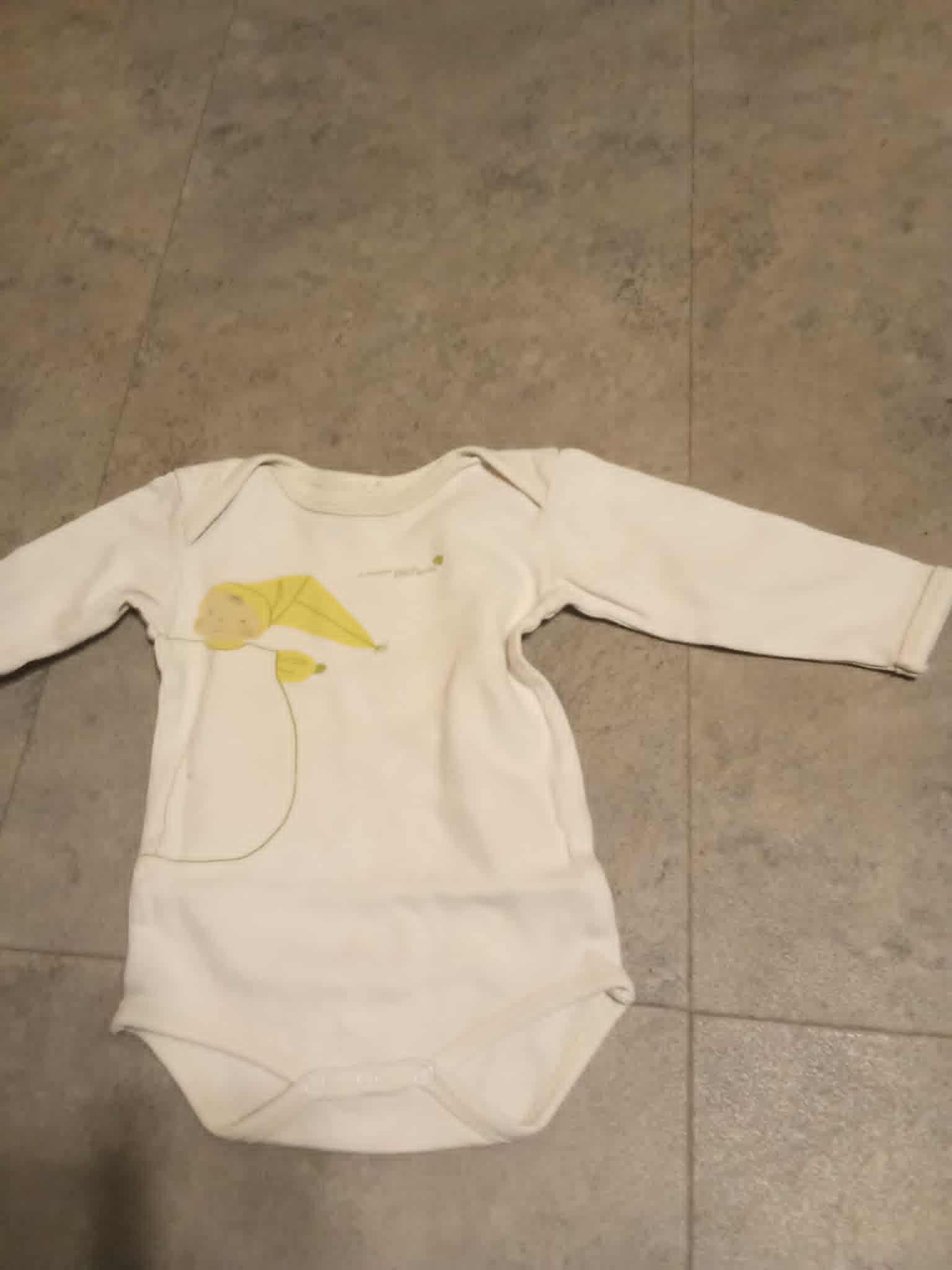 troc de troc body blanc  dessin devant 9 mois image 0