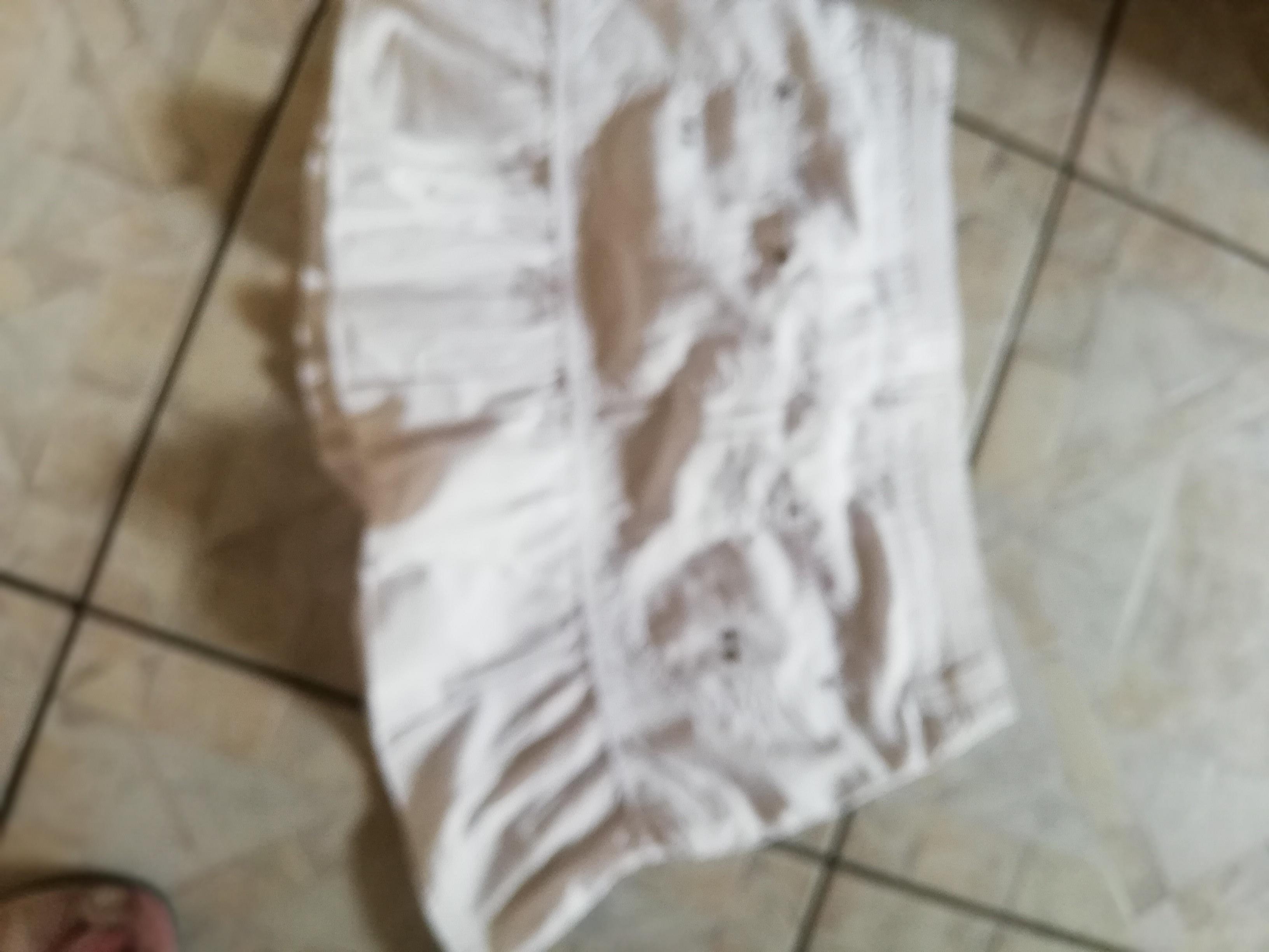 troc de troc jupe blanche courte taille 42  neuf  walk taix image 1