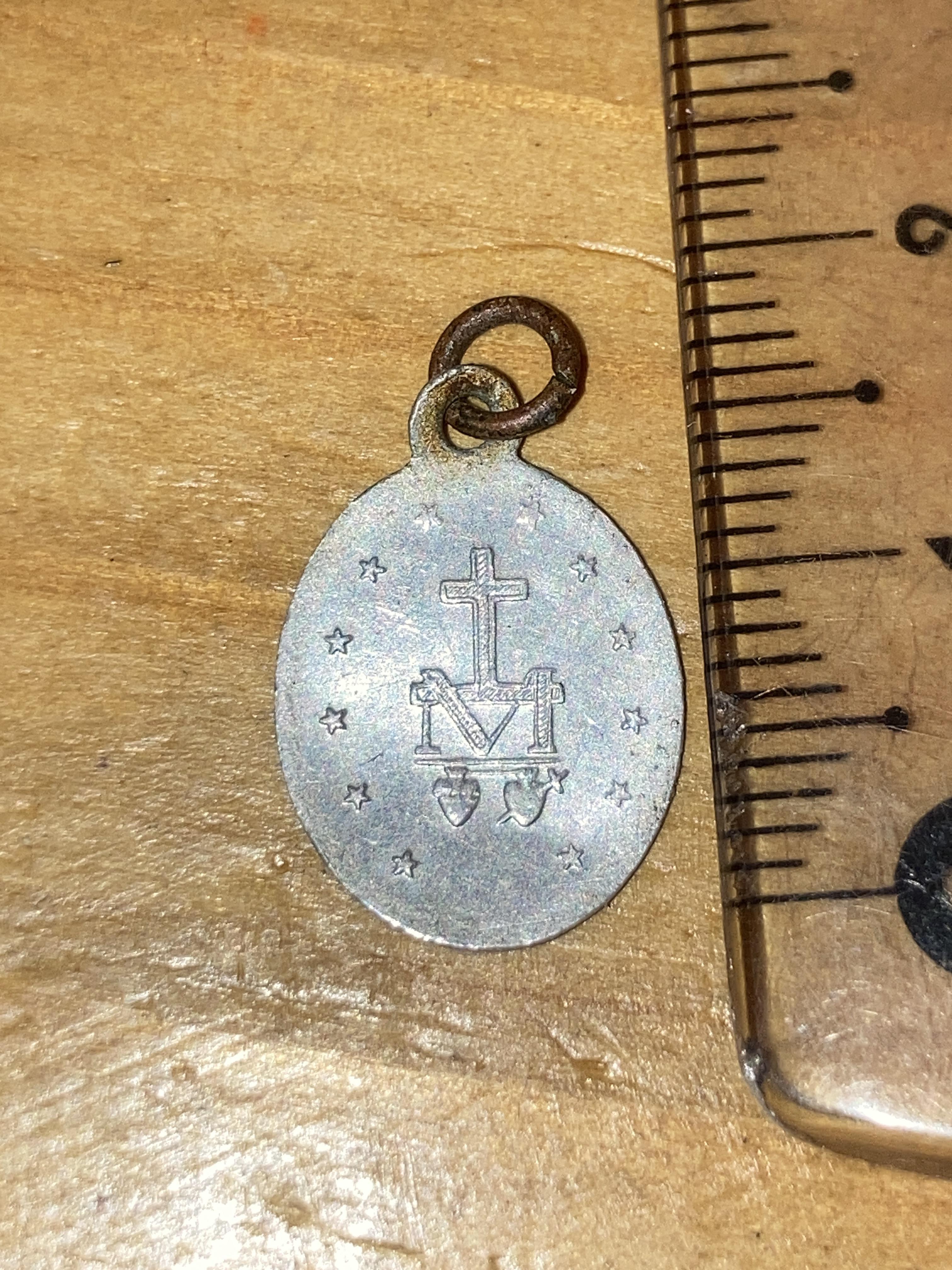 troc de troc petite médaille religieuse image 1