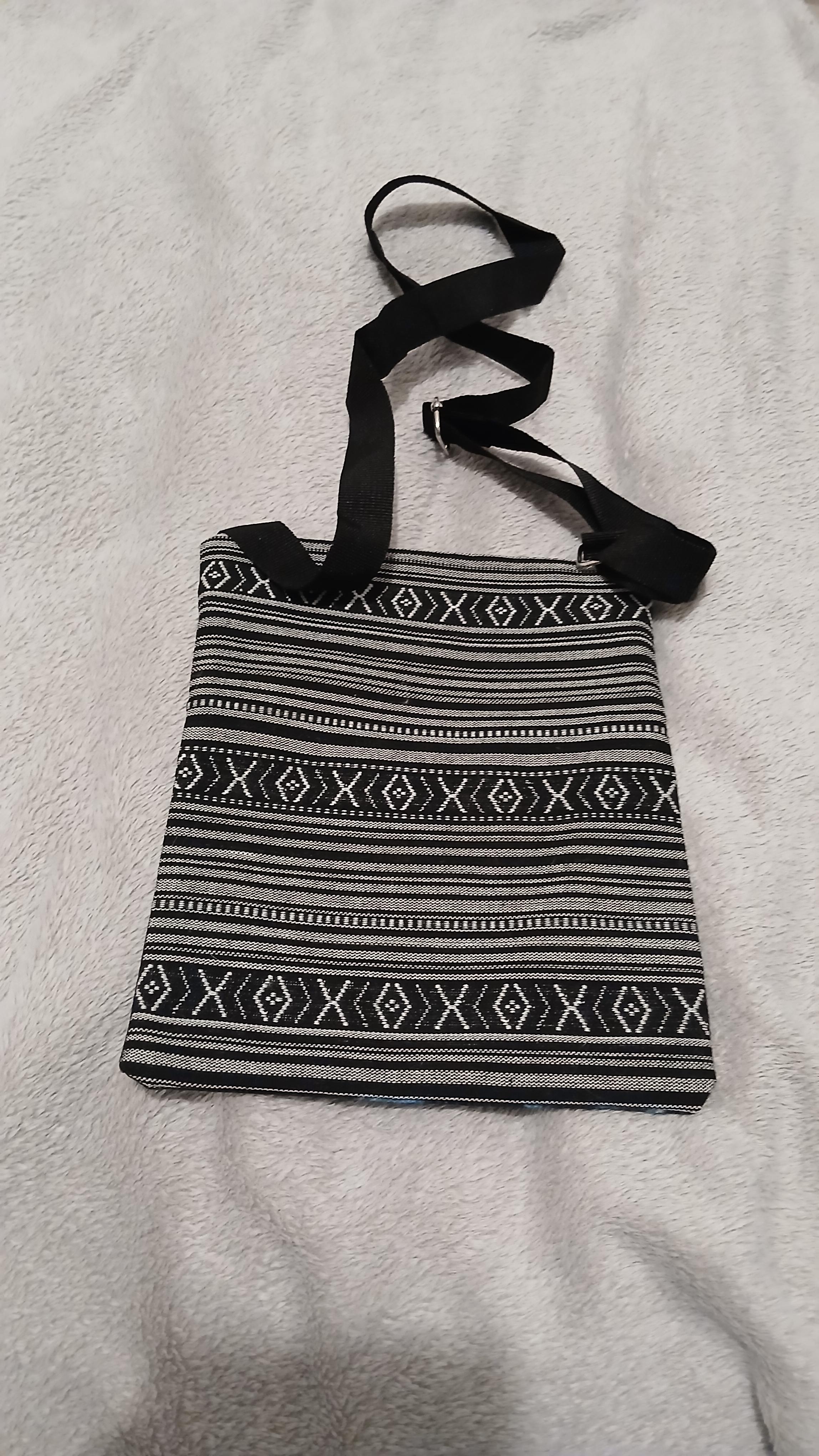 troc de troc reserver plaisir troc  petite sac a main image 1