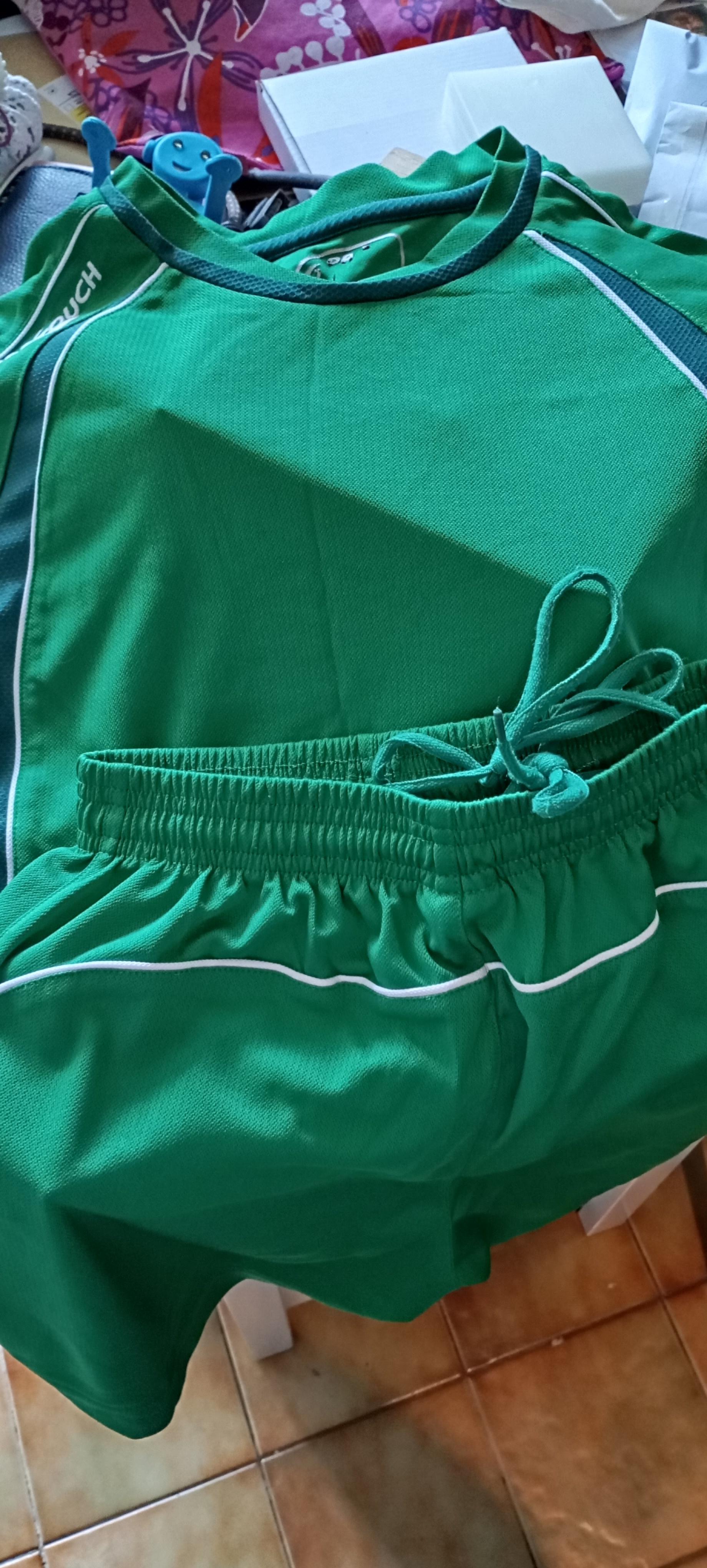 troc de troc tenues de foot enfant image 1