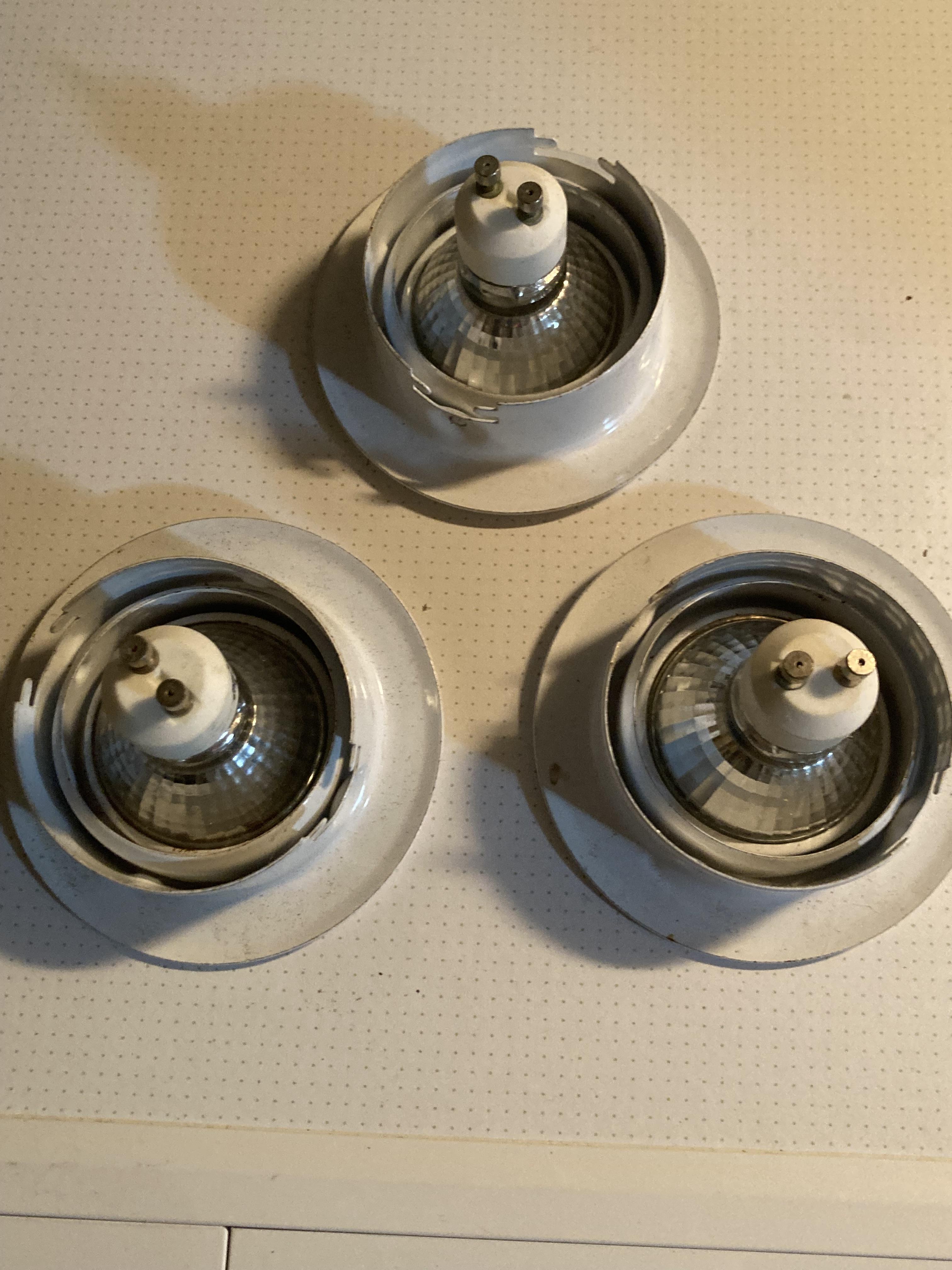 troc de troc 3 spots encastrables orientables image 1