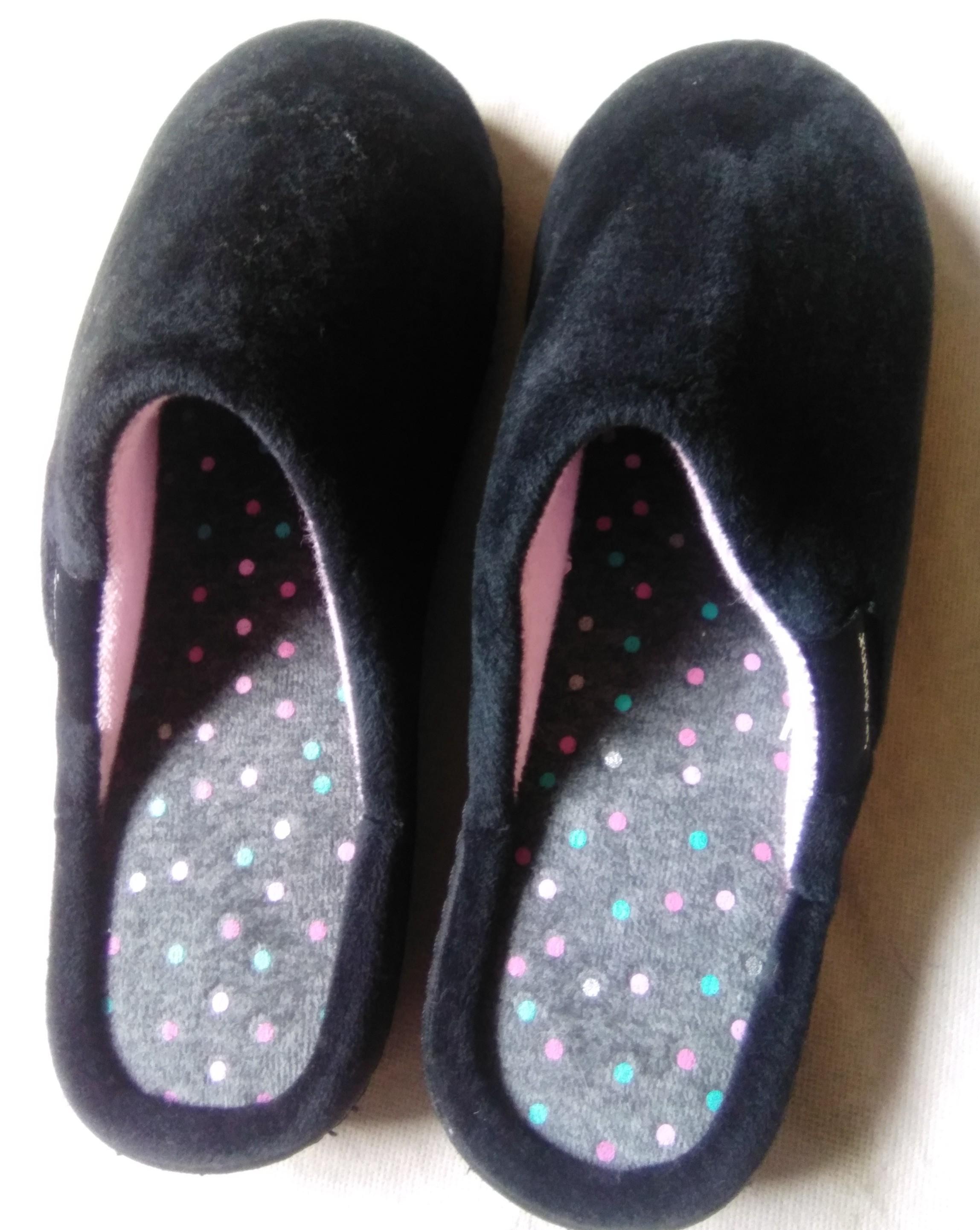 troc de troc chaussons, pointure 37, neuf image 0