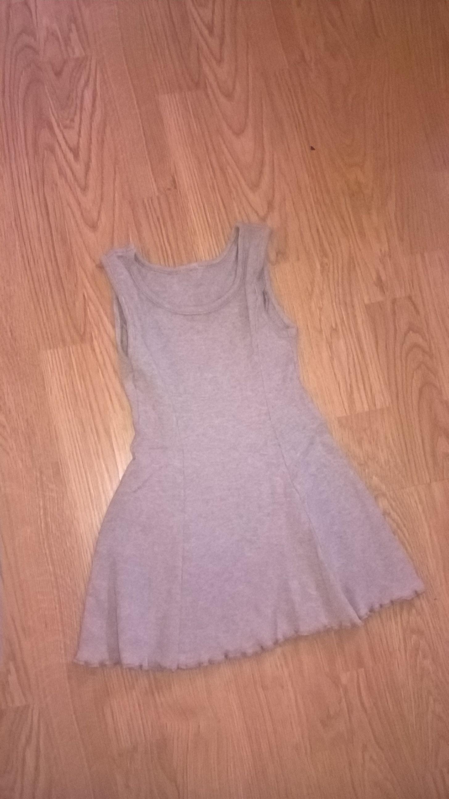 troc de troc robe sans mache marron taille 5 ans e tres bon état image 0