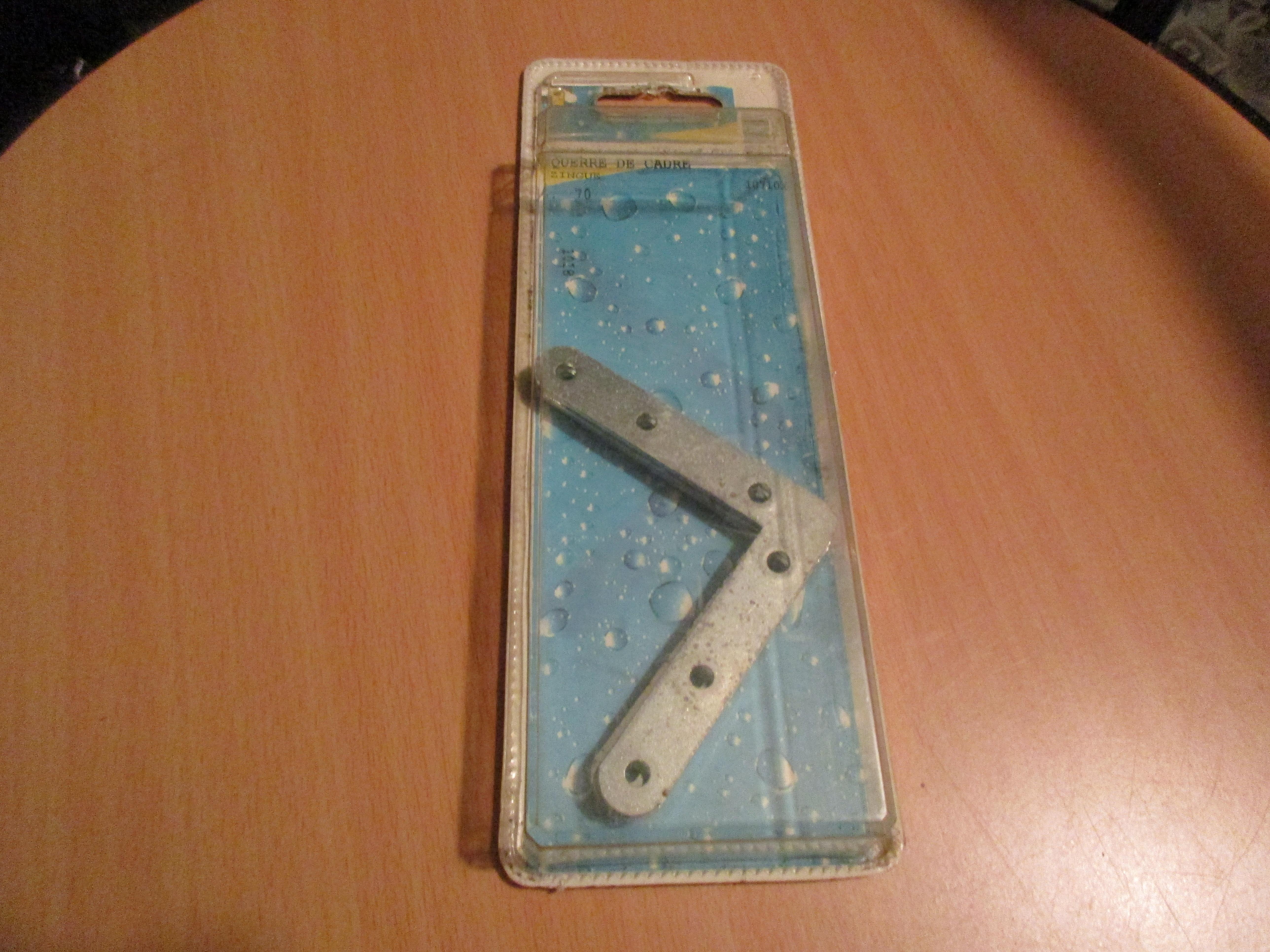 troc de troc 4 équerres de cadre image 0