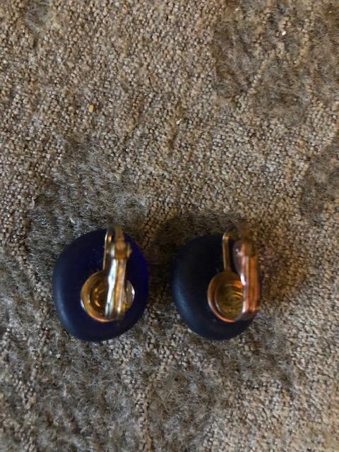 troc de troc (réservé) boucles d'oreilles bleues fixation clip diamètre 2cm image 1