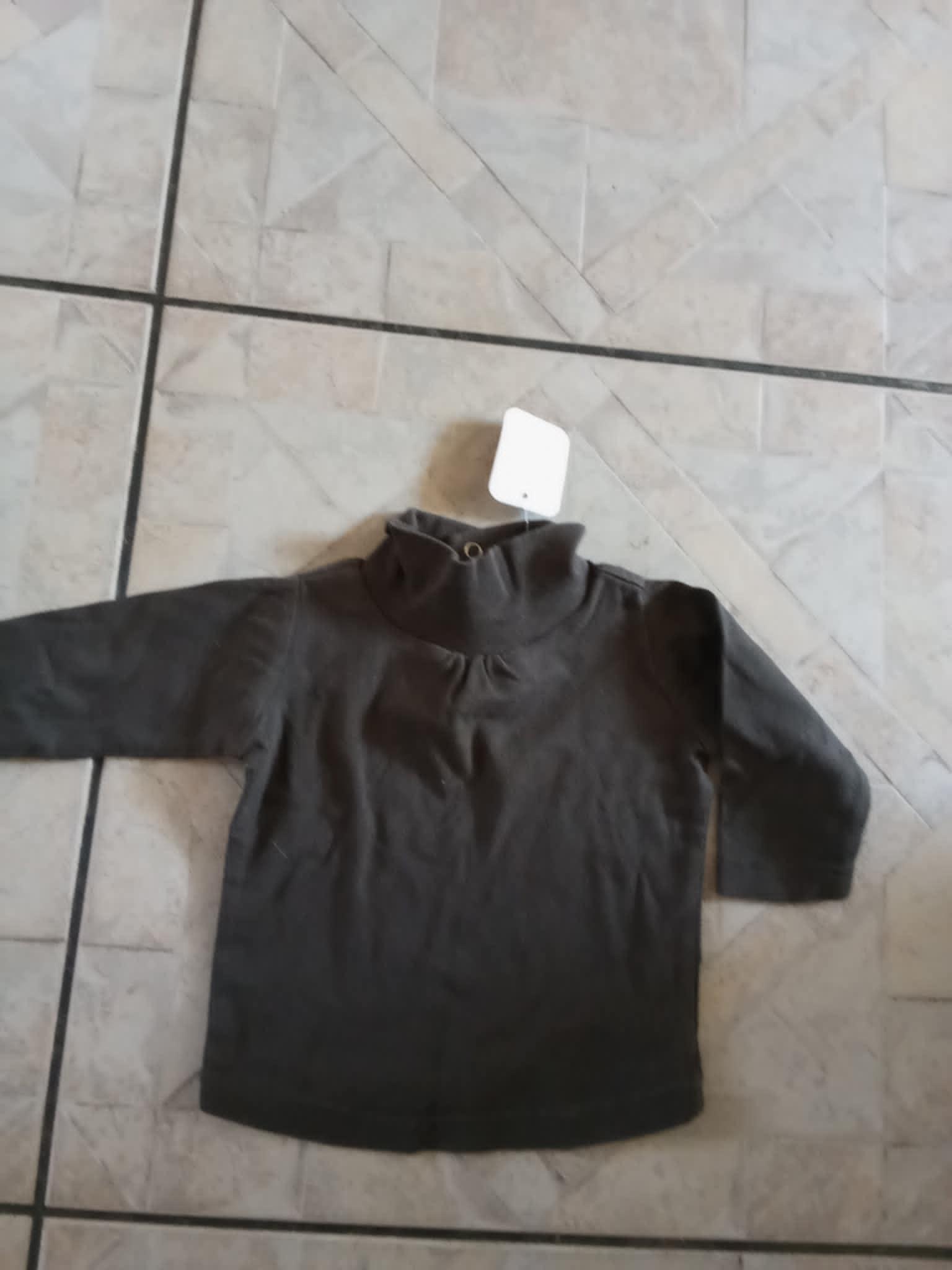 troc de troc pull col montant  marque kimbaloo  comme neuf 6 mois image 0
