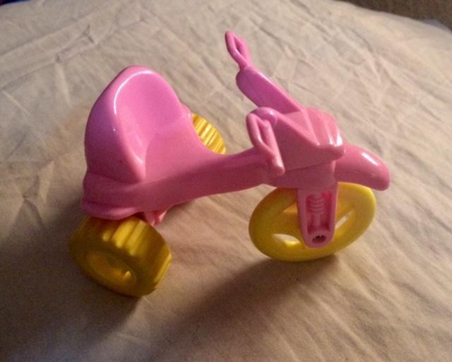 troc de troc tricycle rose miniature image 0