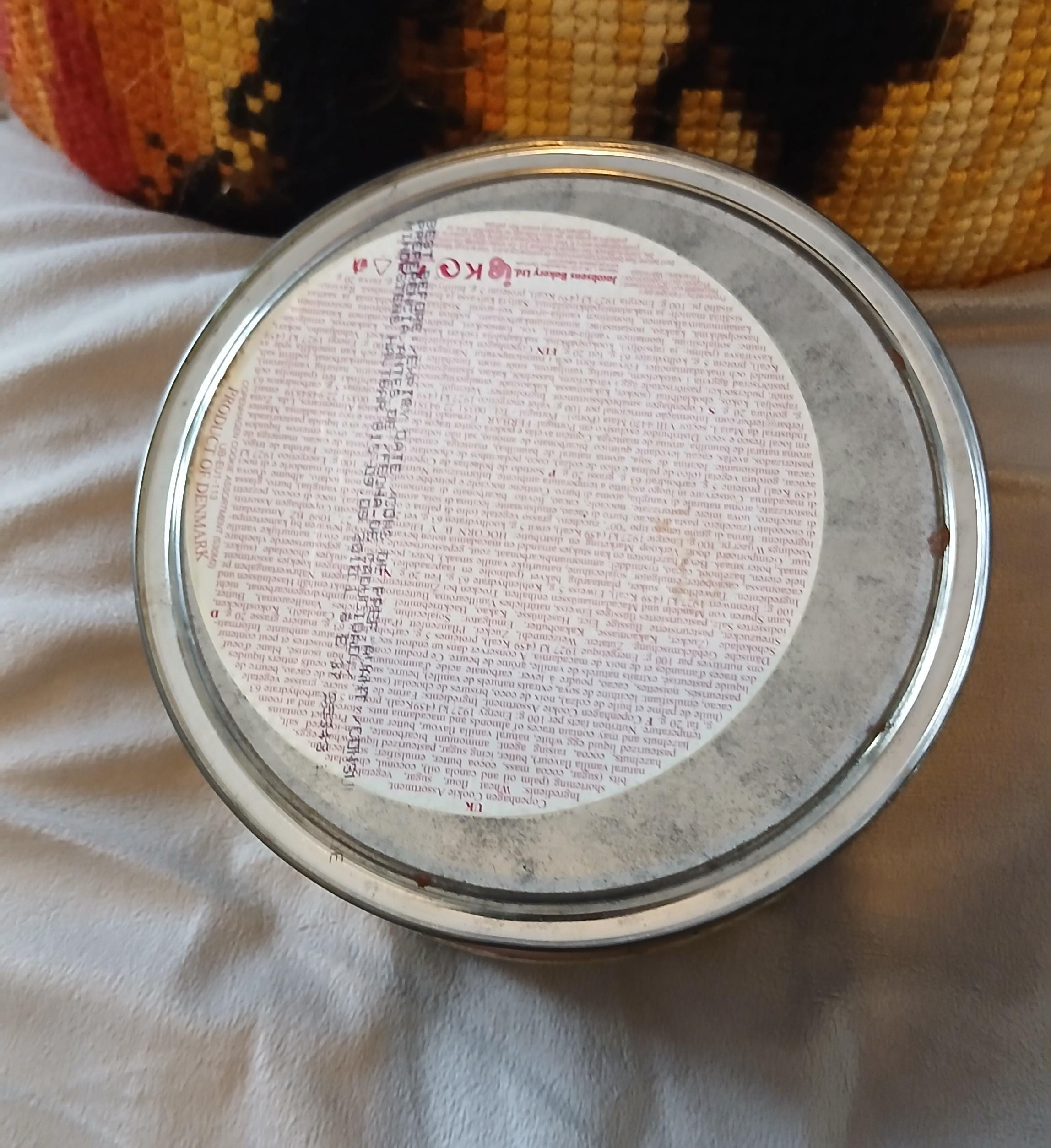 troc de troc une boîte en fer image 2
