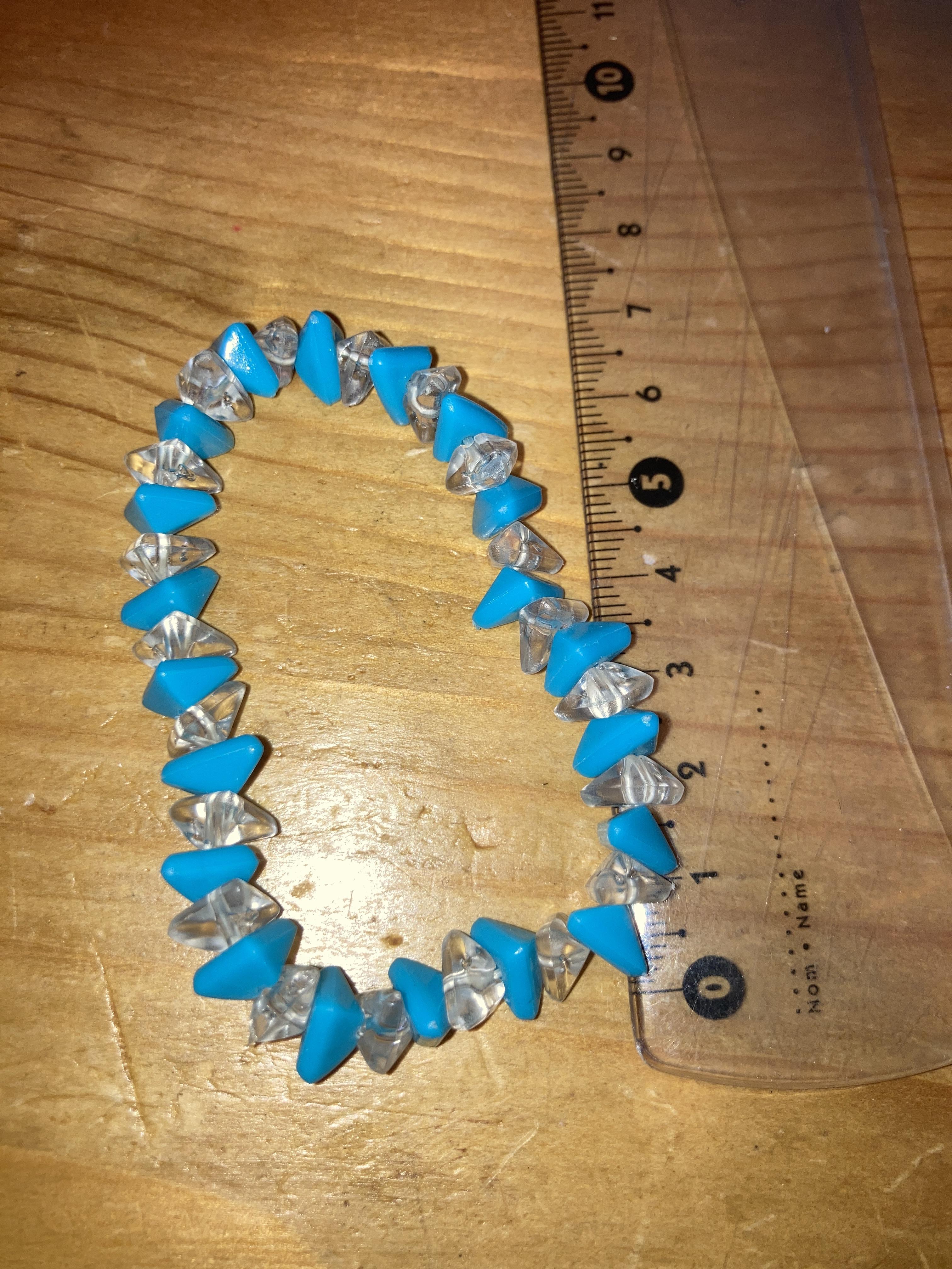 troc de troc bracelet perles triangulaires turquoises et transparentes image 0