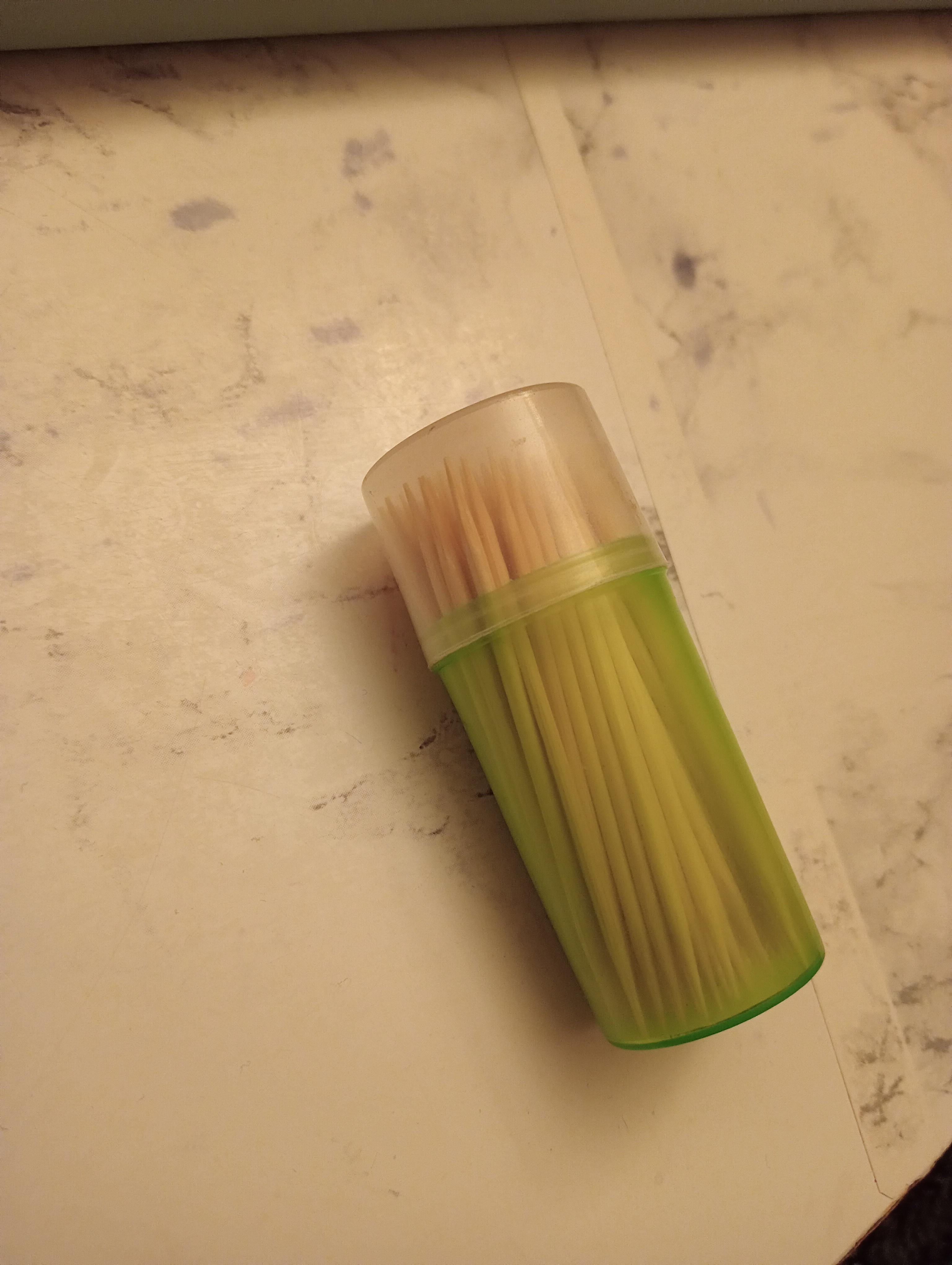 troc de troc boite de cure dents image 0