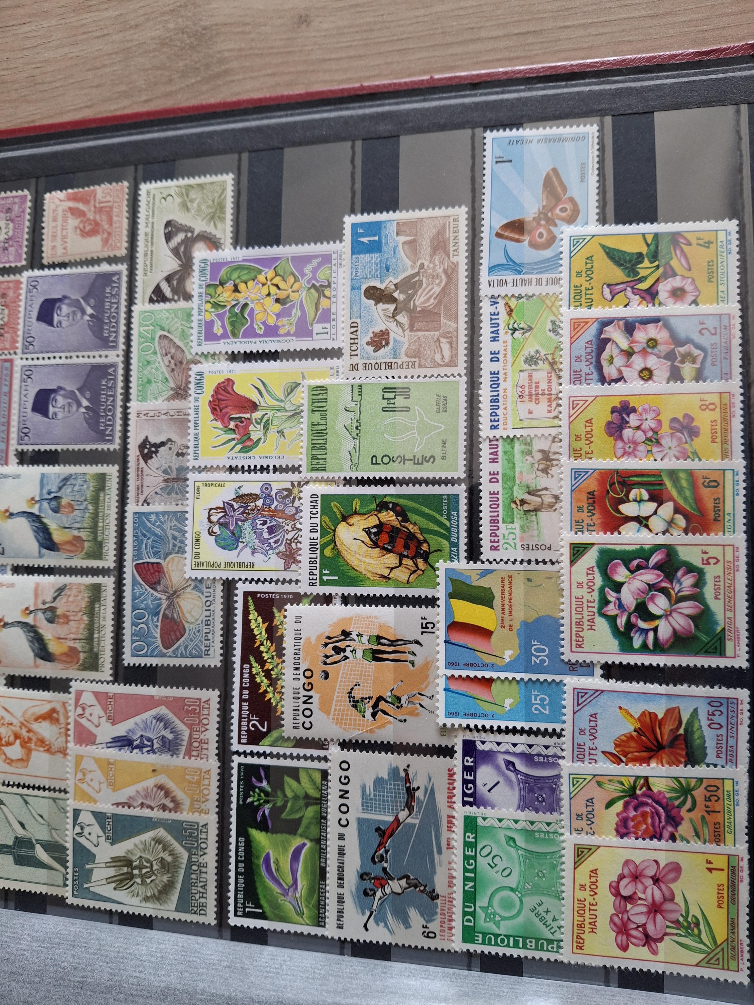 troc de troc echange timbres neufs divers pays contre flyers uniquement image 2