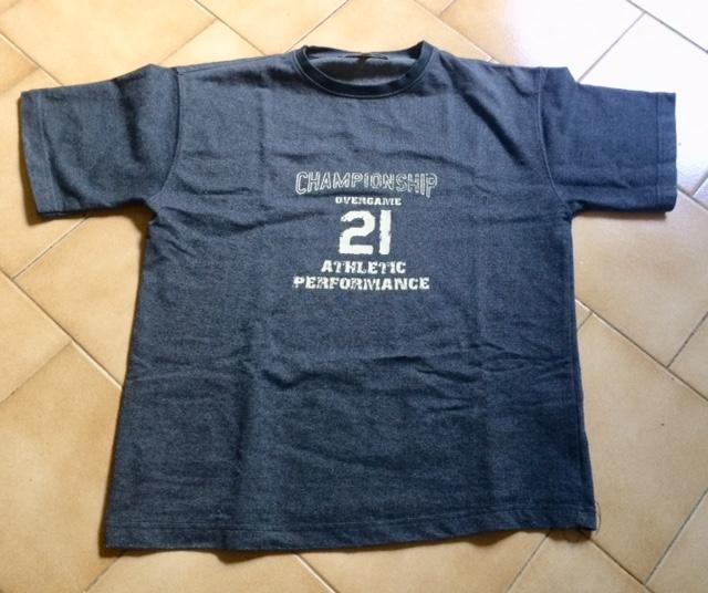 troc de troc tshirt manche courte bleu marque overgame 12 ans image 0