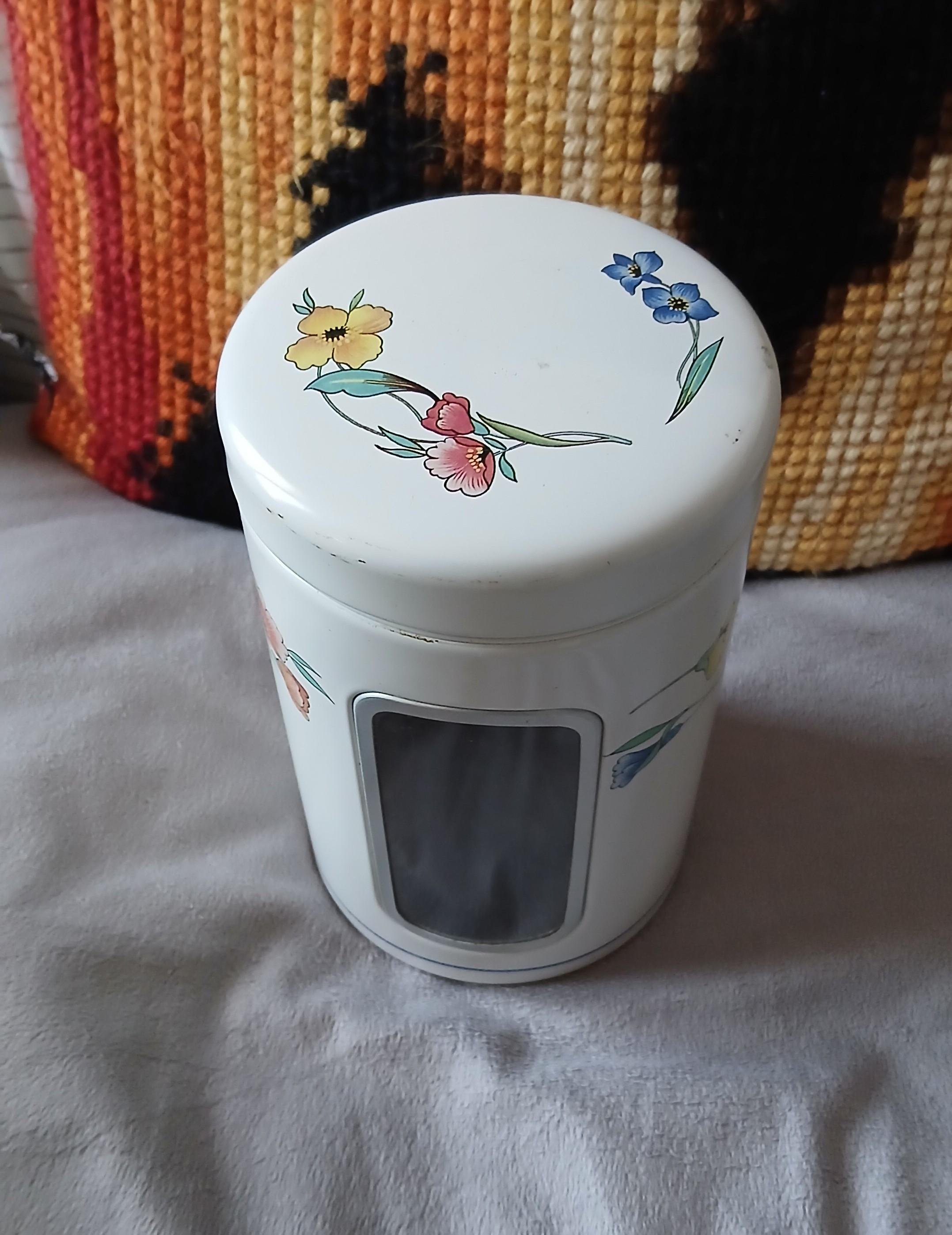 troc de troc boîte en fer image 0