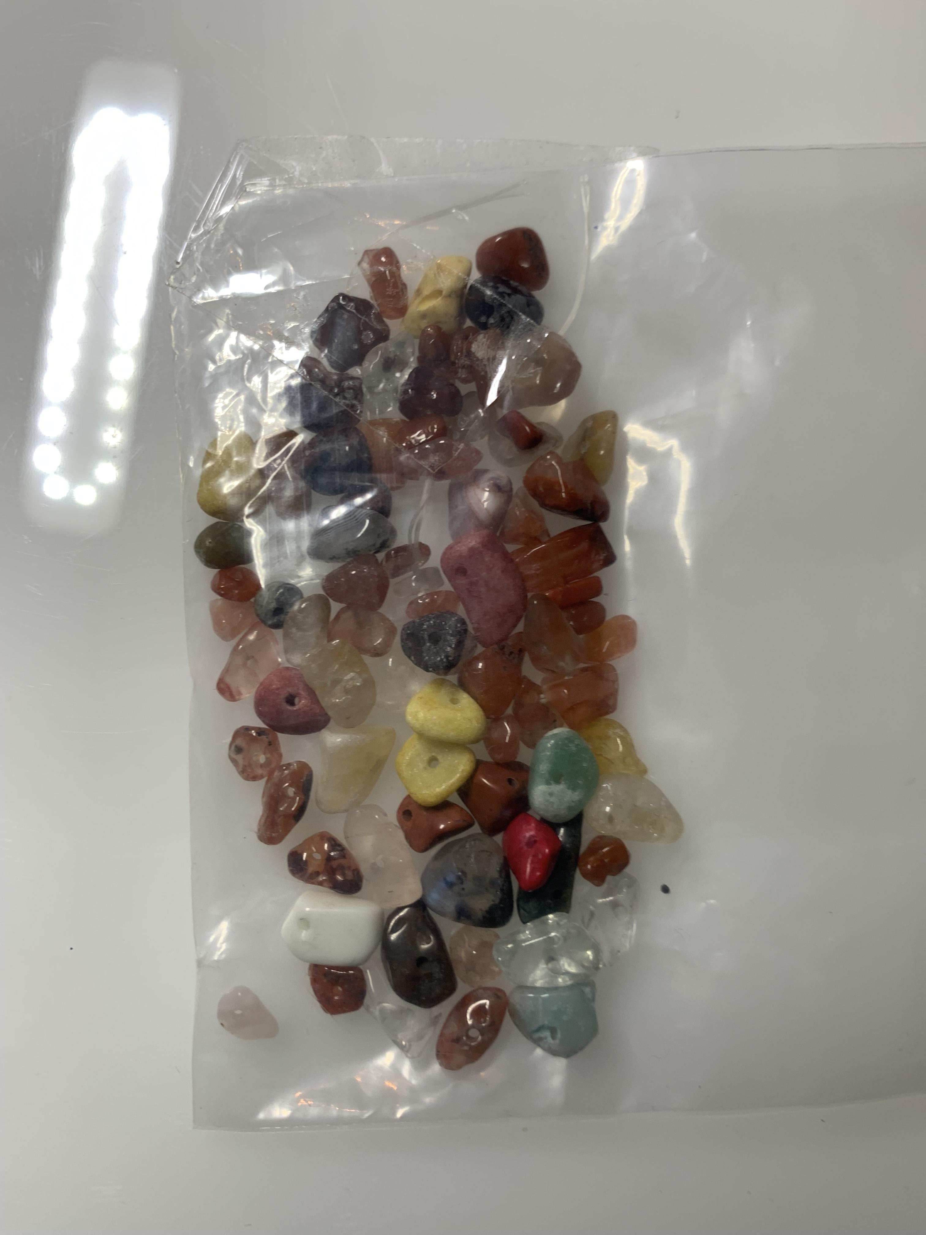 troc de troc chips en pierre naturelle pour faire des bracelets image 0