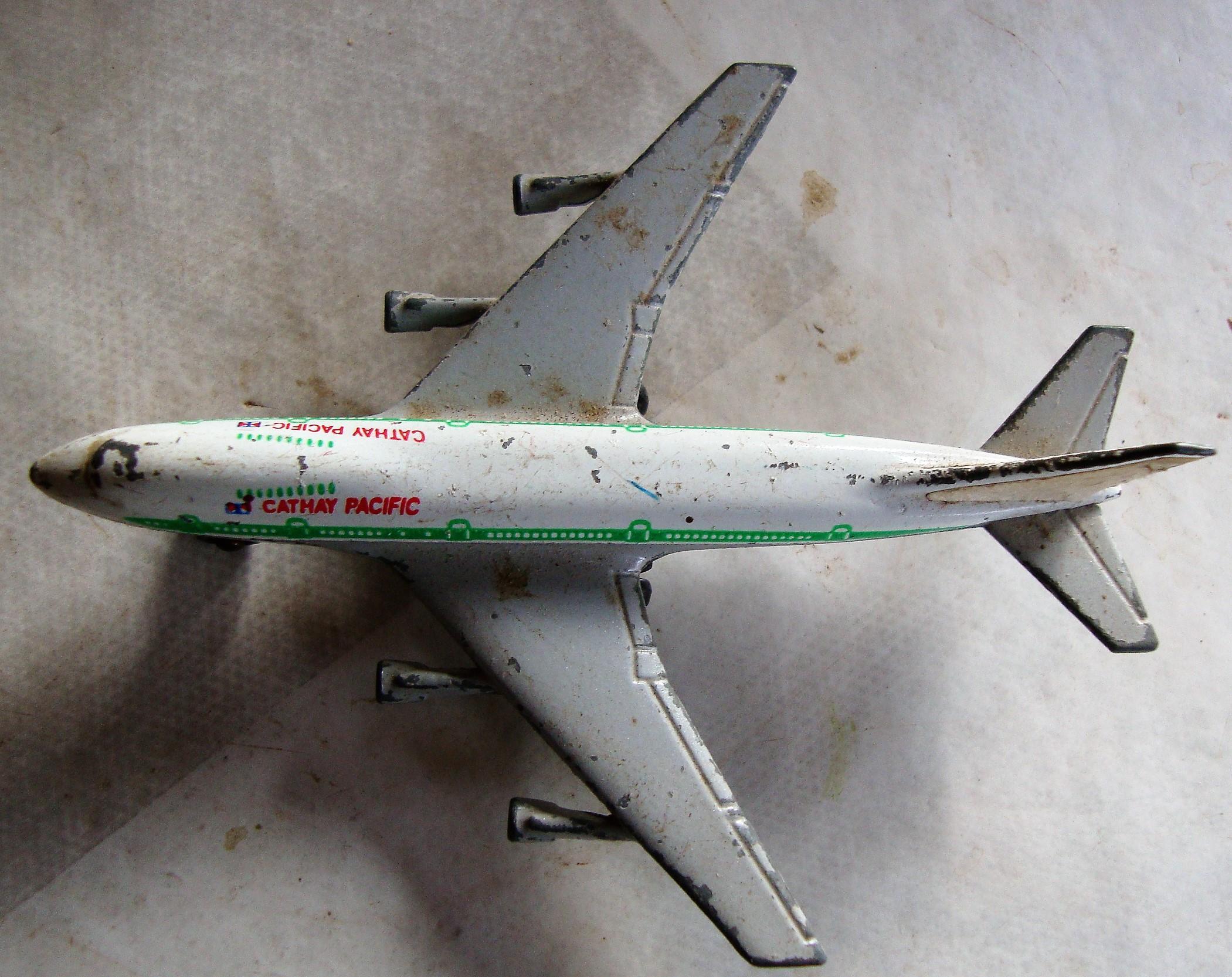 troc de troc 2 modèles réduits avions en metal image 1