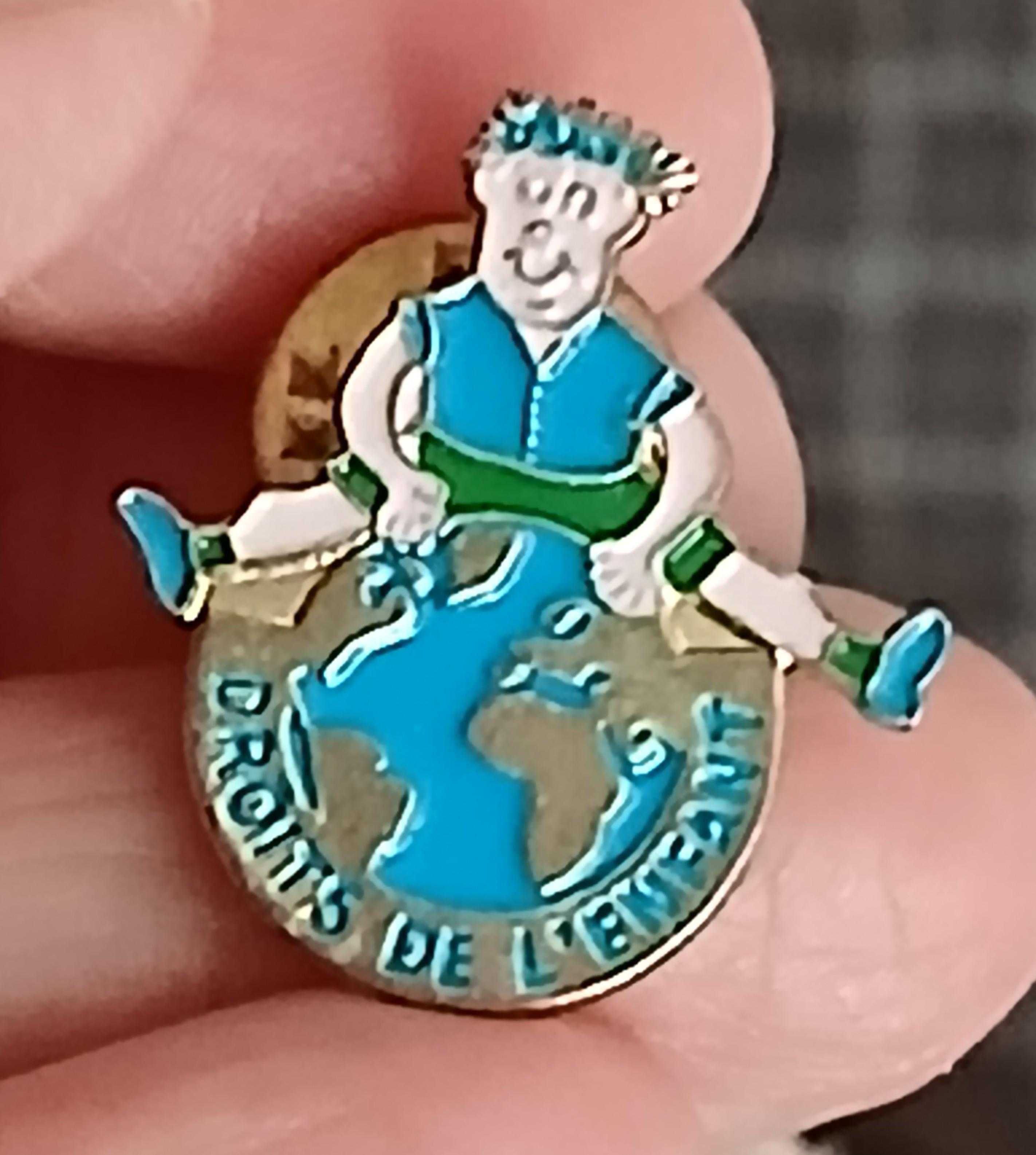 troc de troc un pins image 0