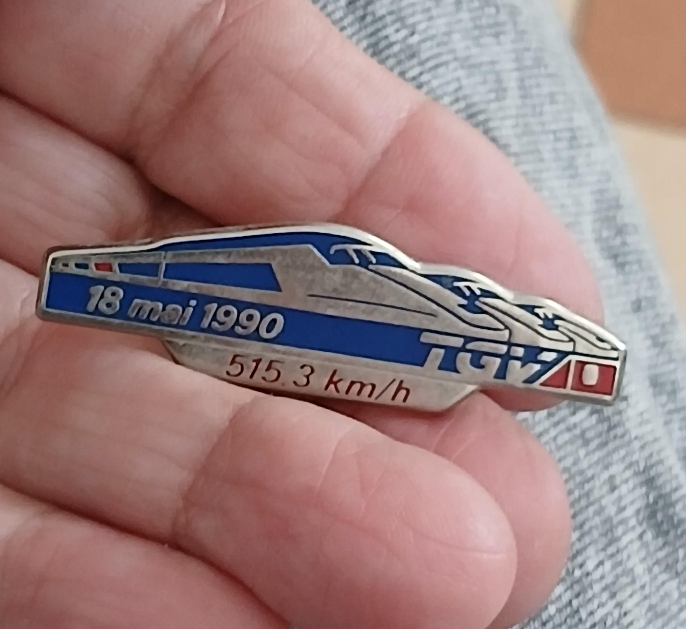 troc de troc reserver fidji  un pins image 1