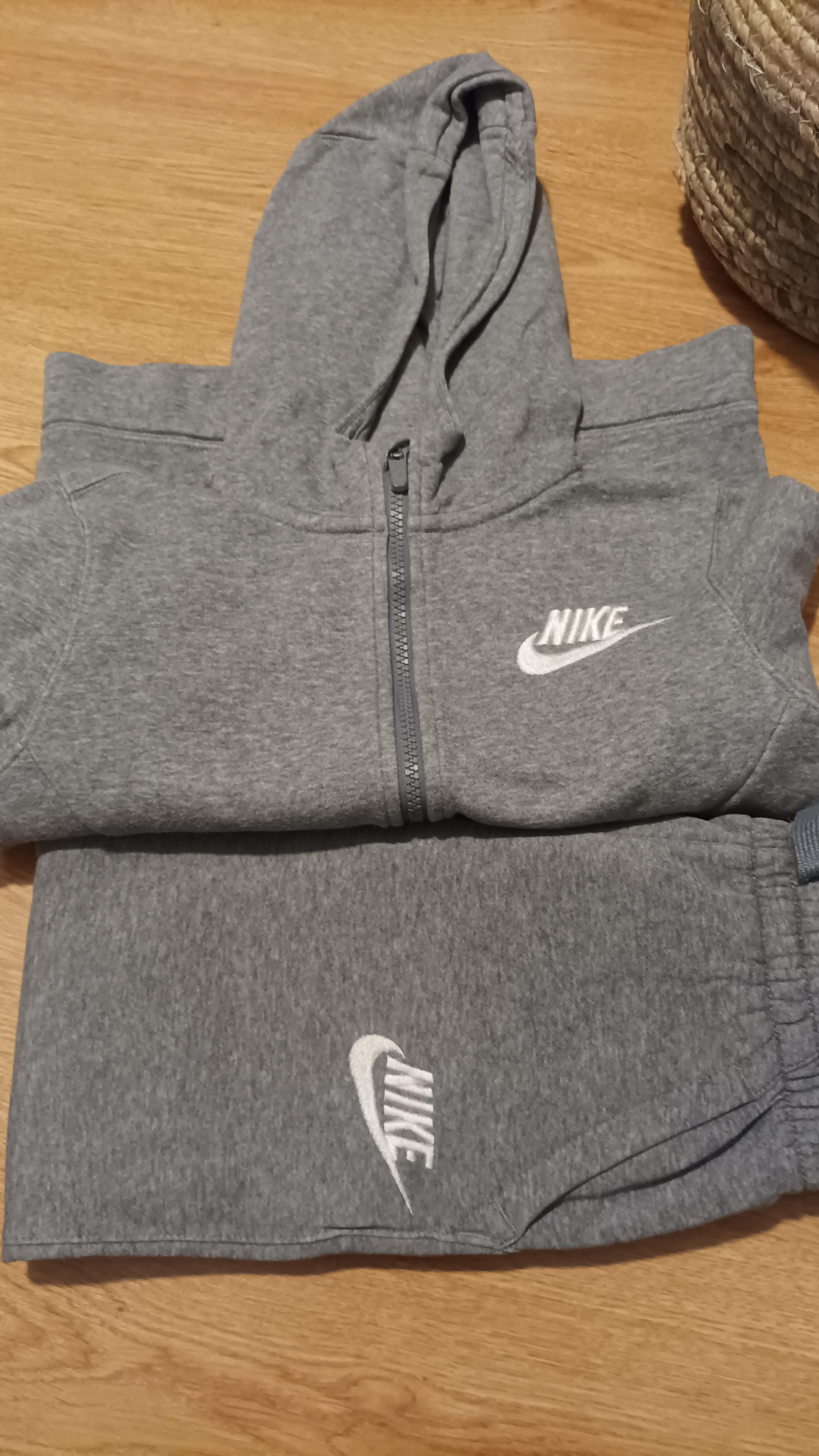 troc de troc jogging nike image 0