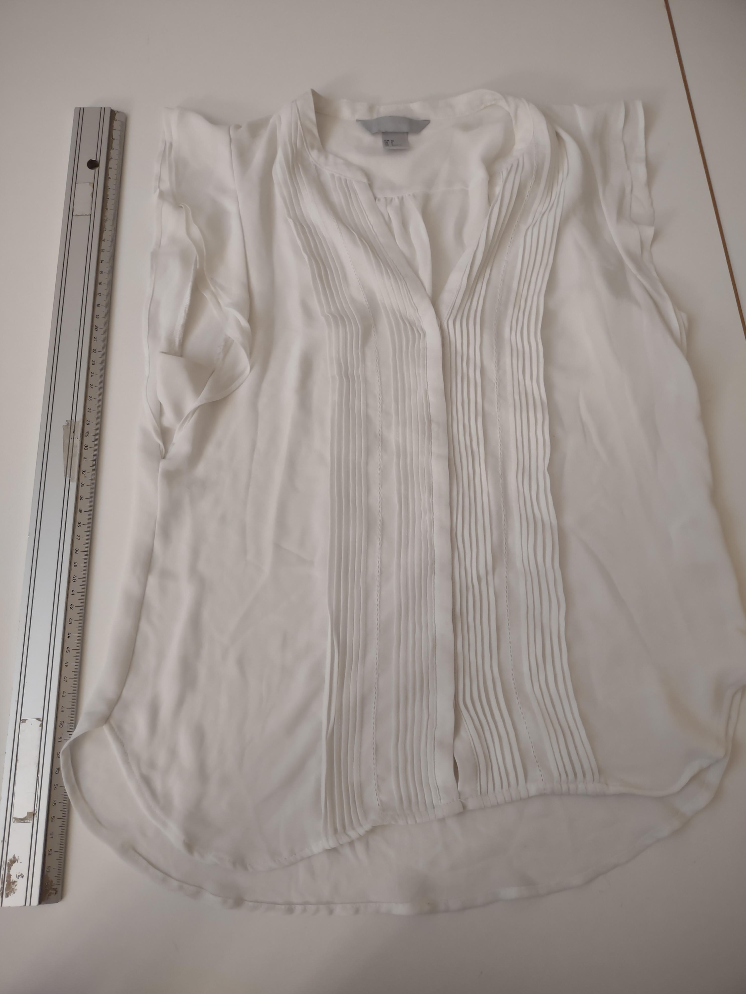 troc de troc top blanc h&m taille 36 **réservé** image 2