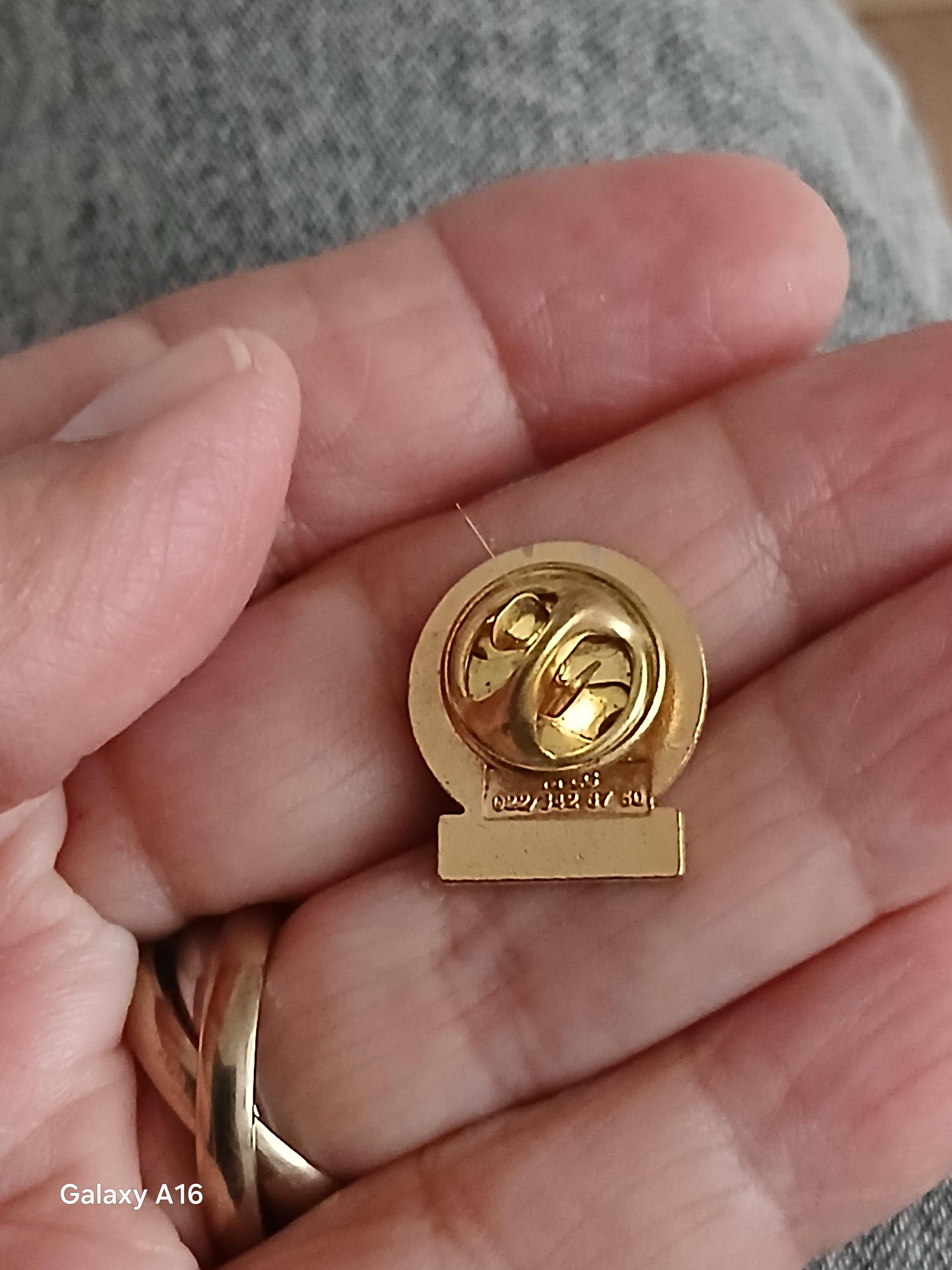troc de troc un pins image 2
