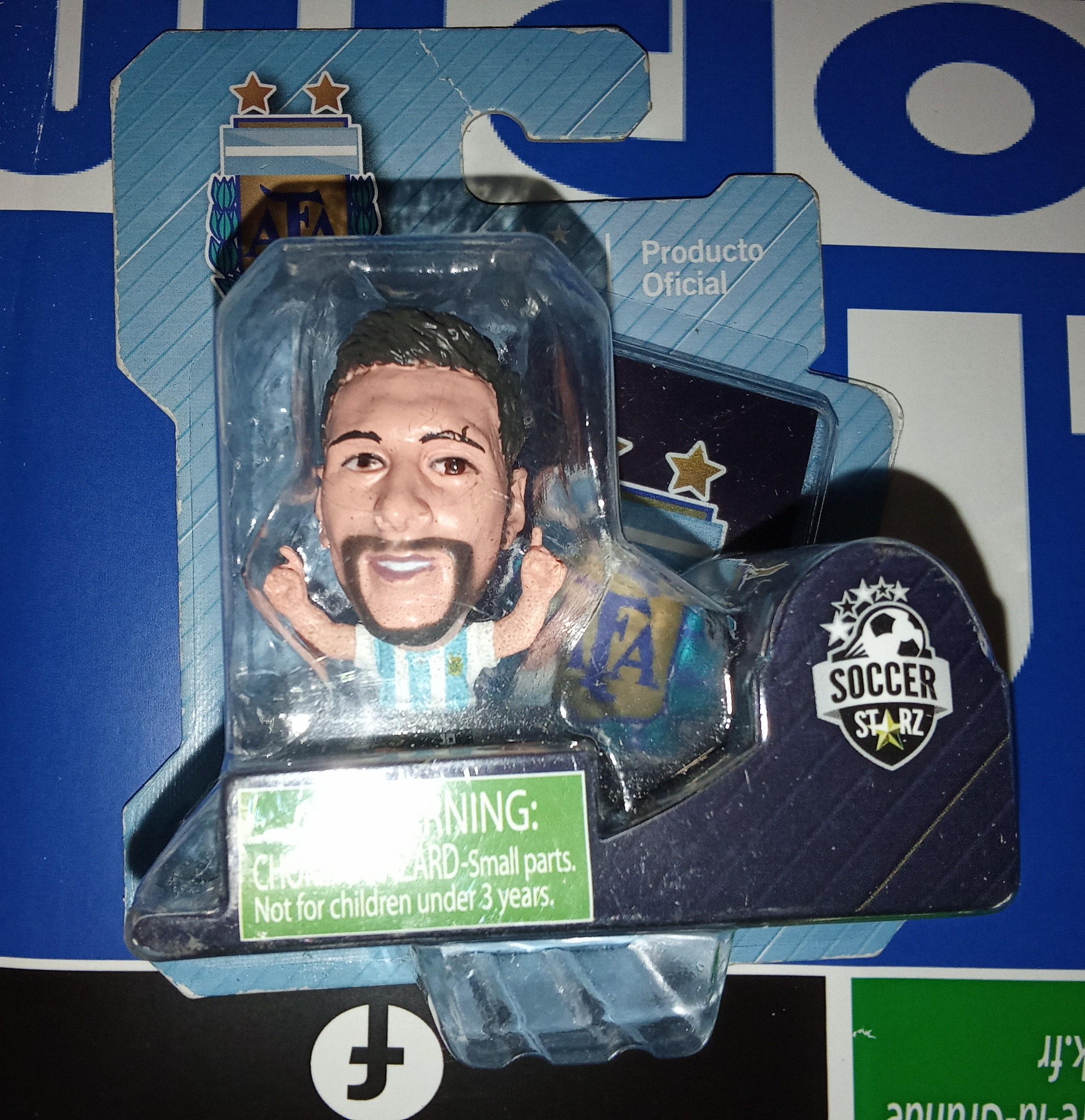 troc de troc figurine lionel messi neuve réserver tyfaine image 0