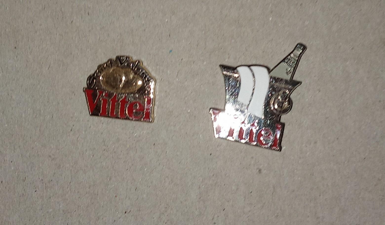 troc de troc 2 pin's vittel avec attache image 0