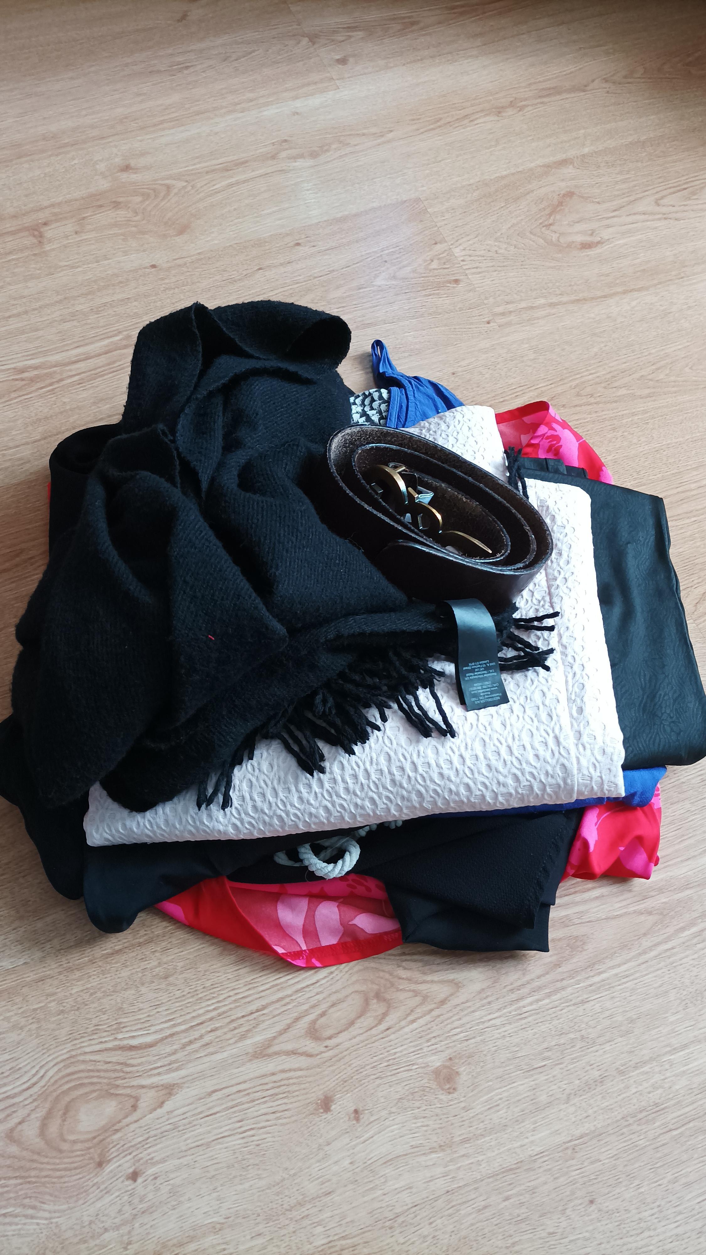 troc de troc lot de vêtements femme image 0