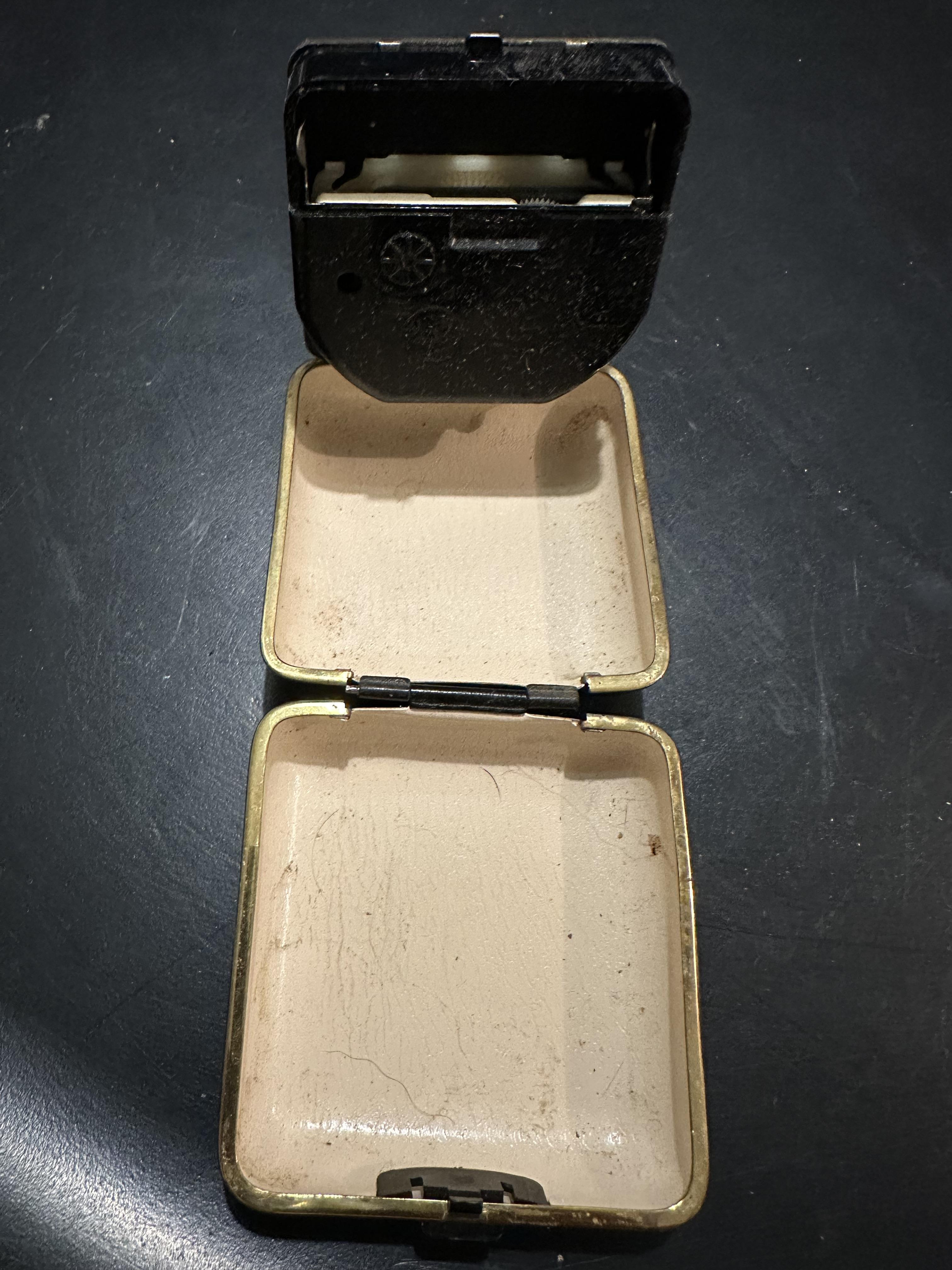 troc de troc lot horloges et couteau image 2