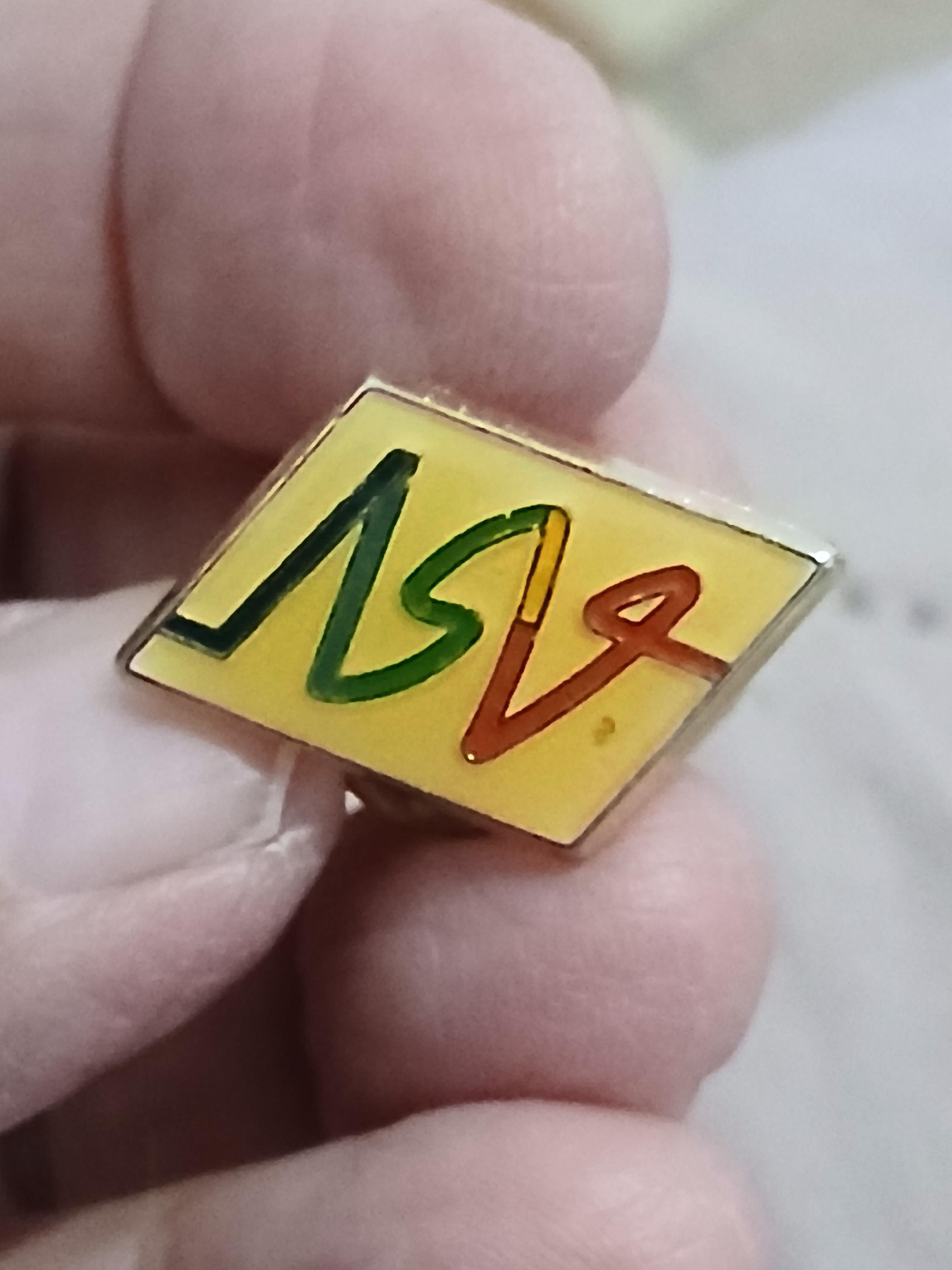 troc de troc un pins image 0