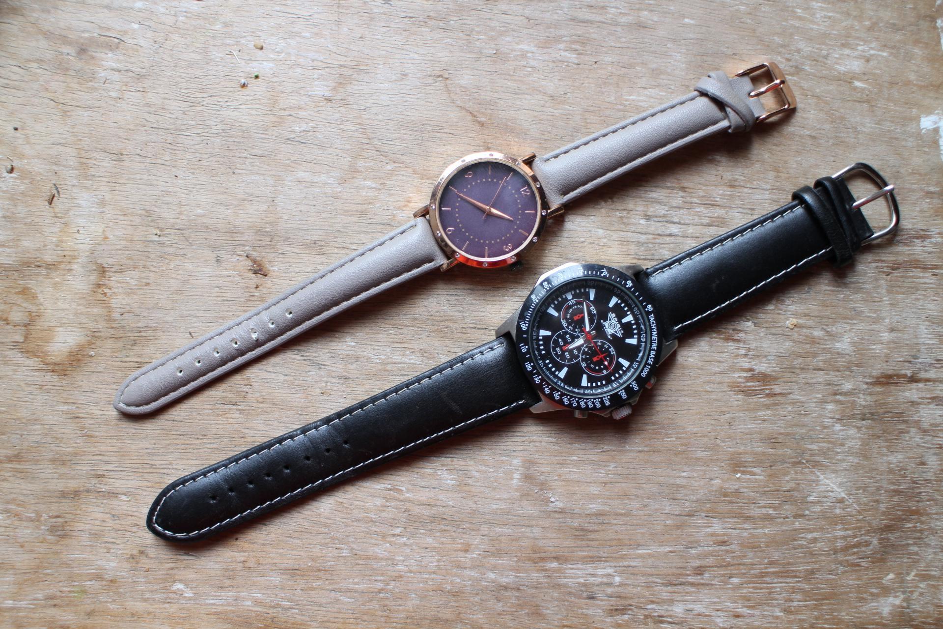 troc de troc lot de montres. image 1