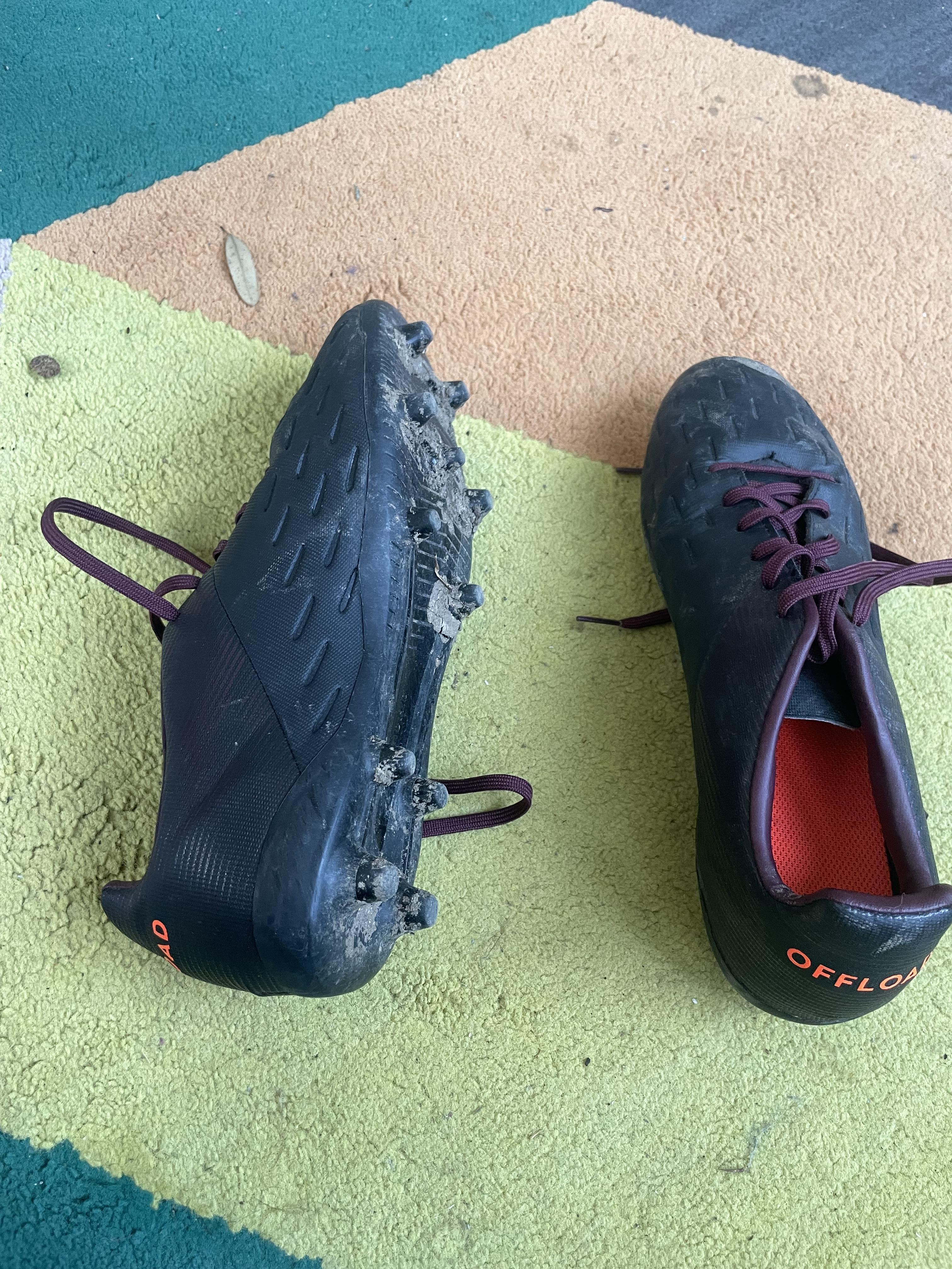 troc de troc donne crampons moulés taille 42 image 1