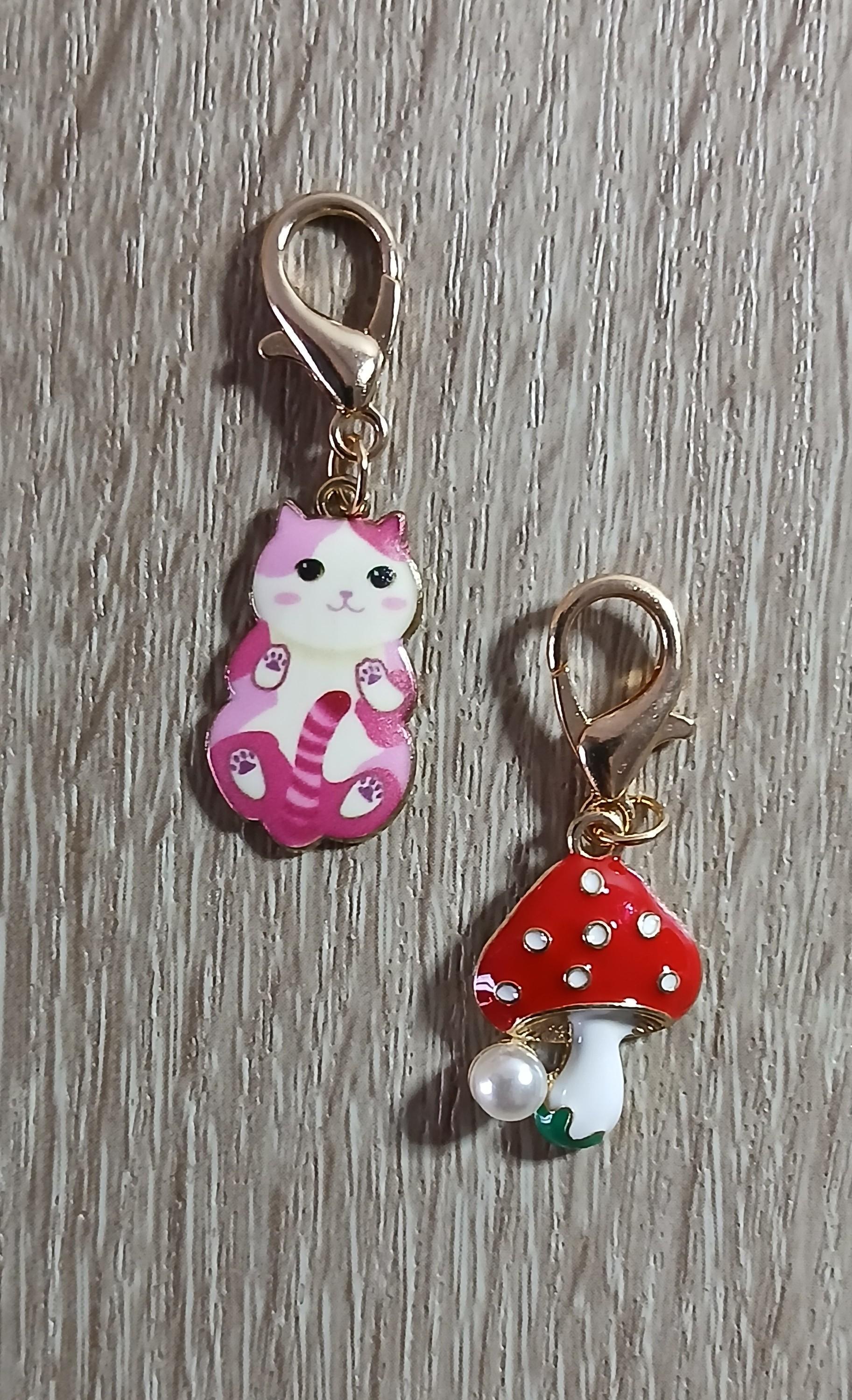 troc de troc reserver divers troc  petit  porte clé image 0