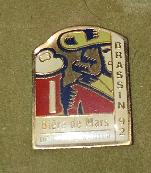 troc de troc pin's avec attache image 0