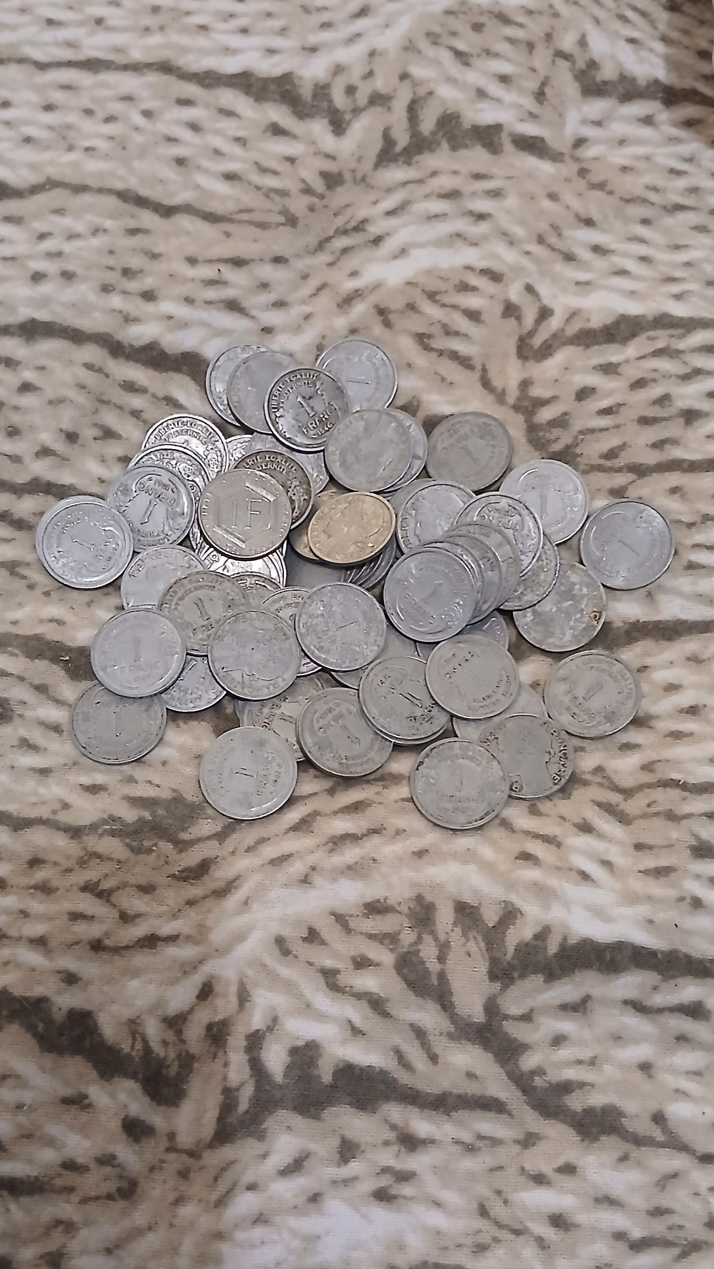 troc de troc reserver bulle  lots de pièces de 1 francs morlon image 0