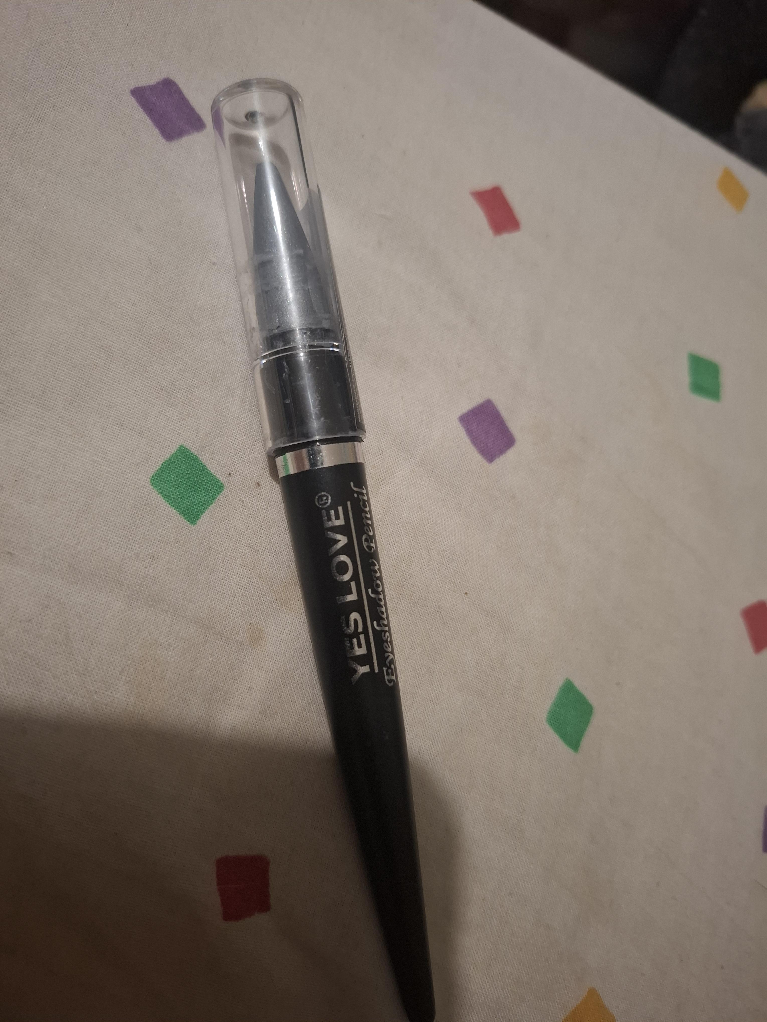 troc de troc fart a paupiere gris image 0